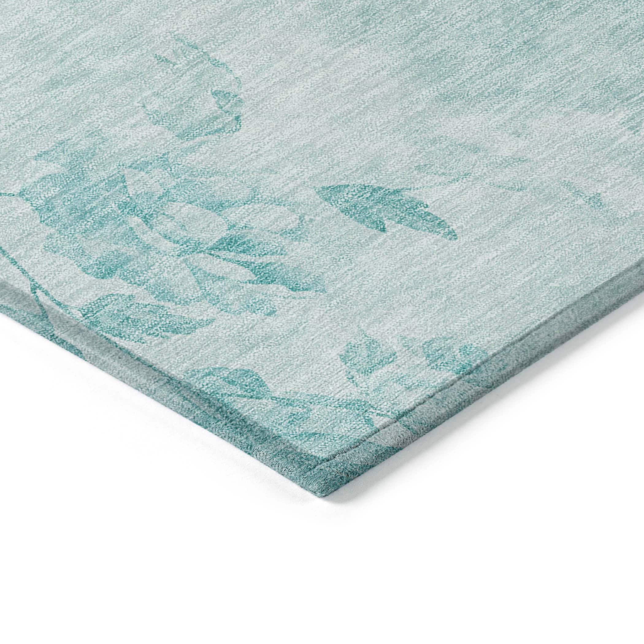 Aqua Floral Synthetic Indoor/Outdoor Washable Area Rug 2'6" x 3'10"