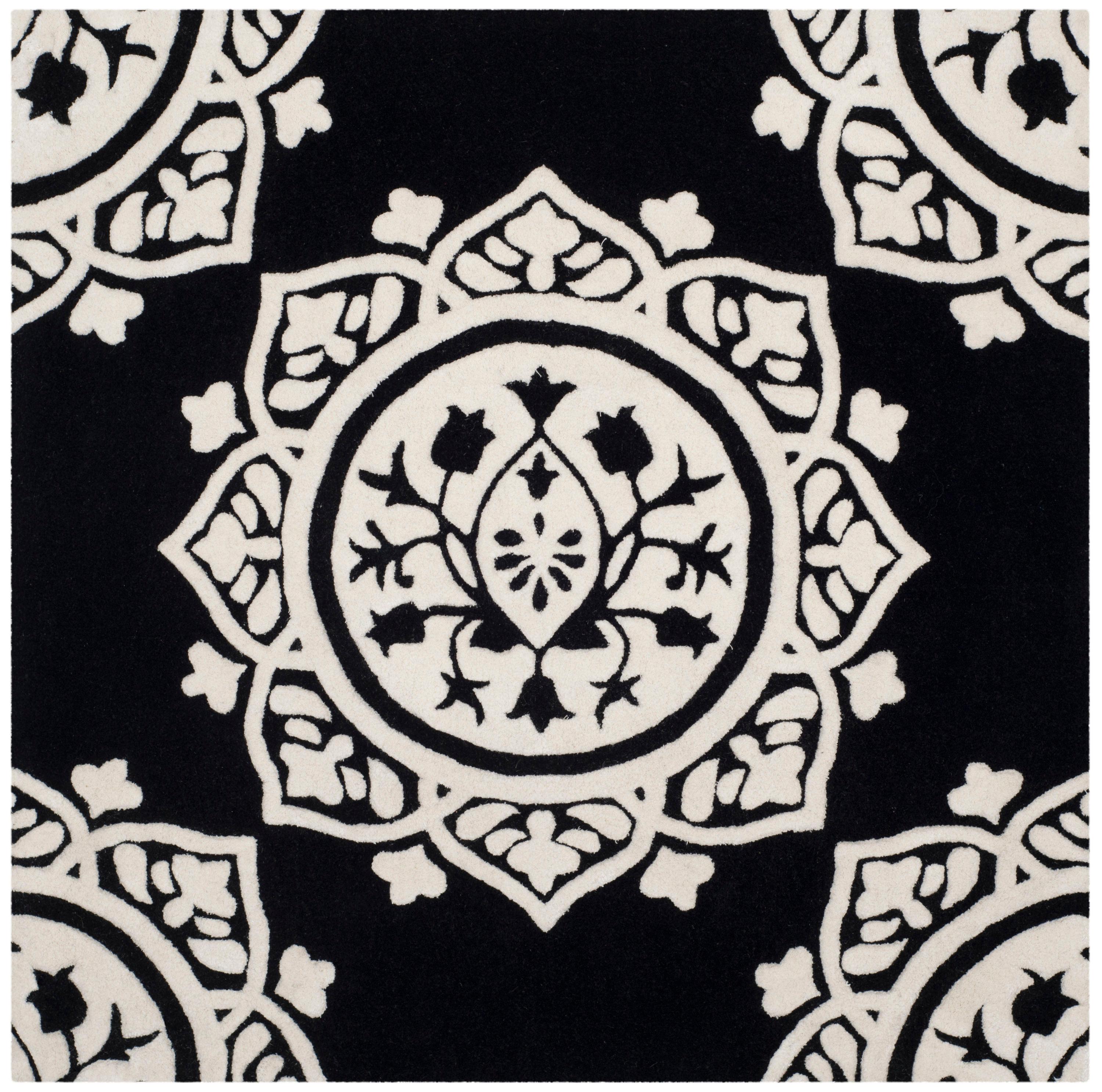 Bella BEL136 Hand Tufted Indoor Area Rug - Black/Ivory - 5'x5' - Safavieh