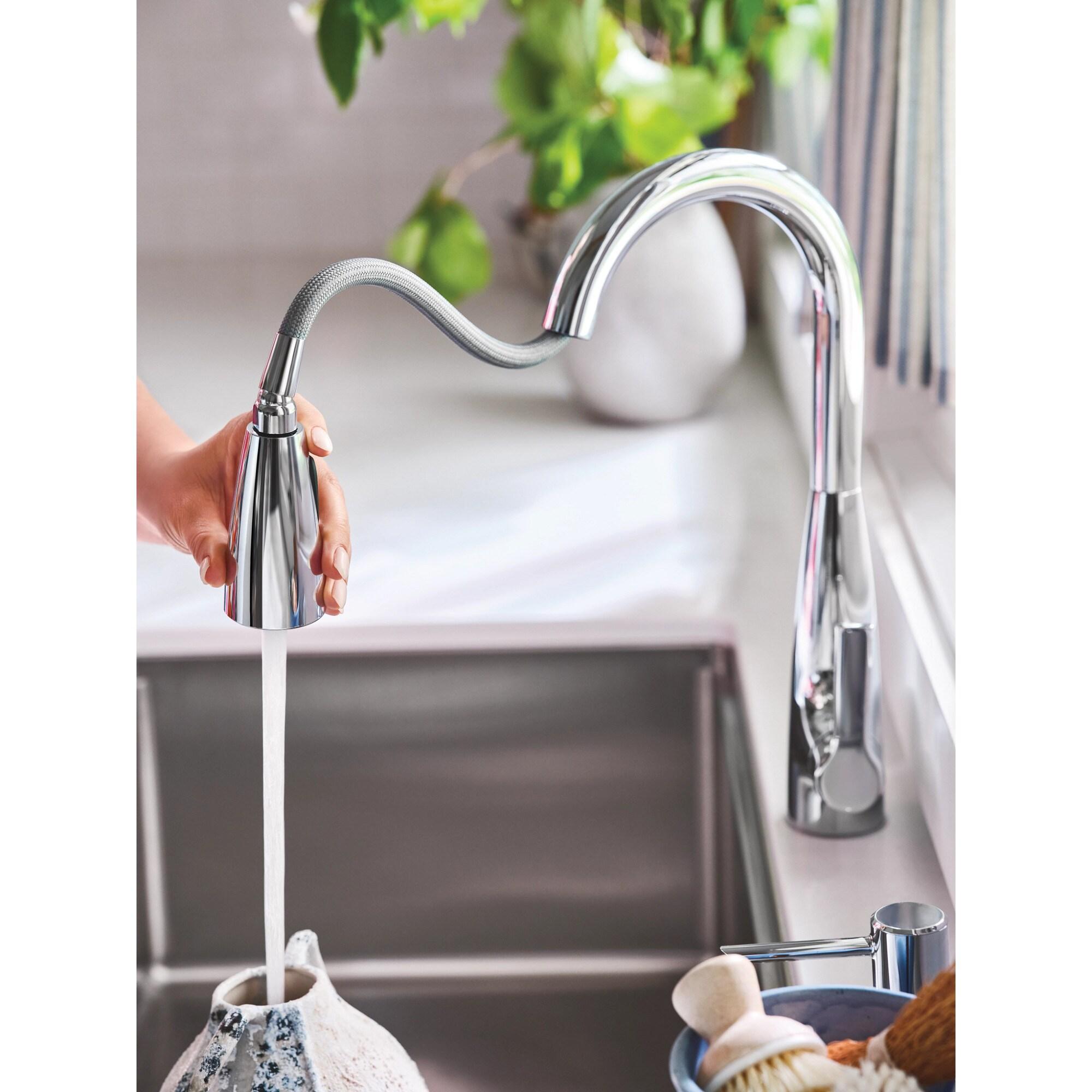 Haelyn Touchless Single-Handle Pulldown Sprayer Kitchen Faucet with MotionSense Wave and Power Clean