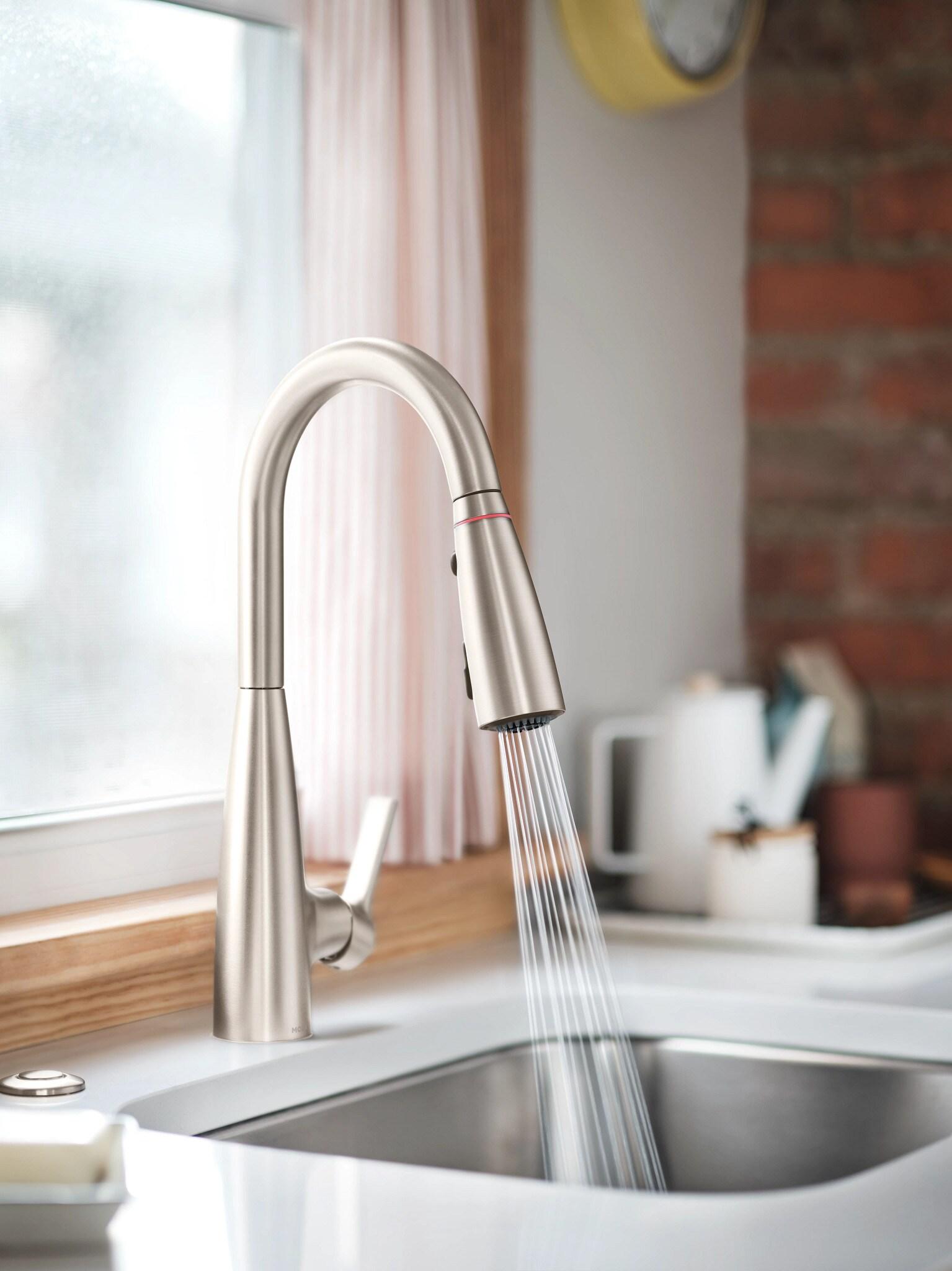 Haelyn Touchless Single-Handle Pulldown Sprayer Kitchen Faucet with MotionSense Wave and Power Clean