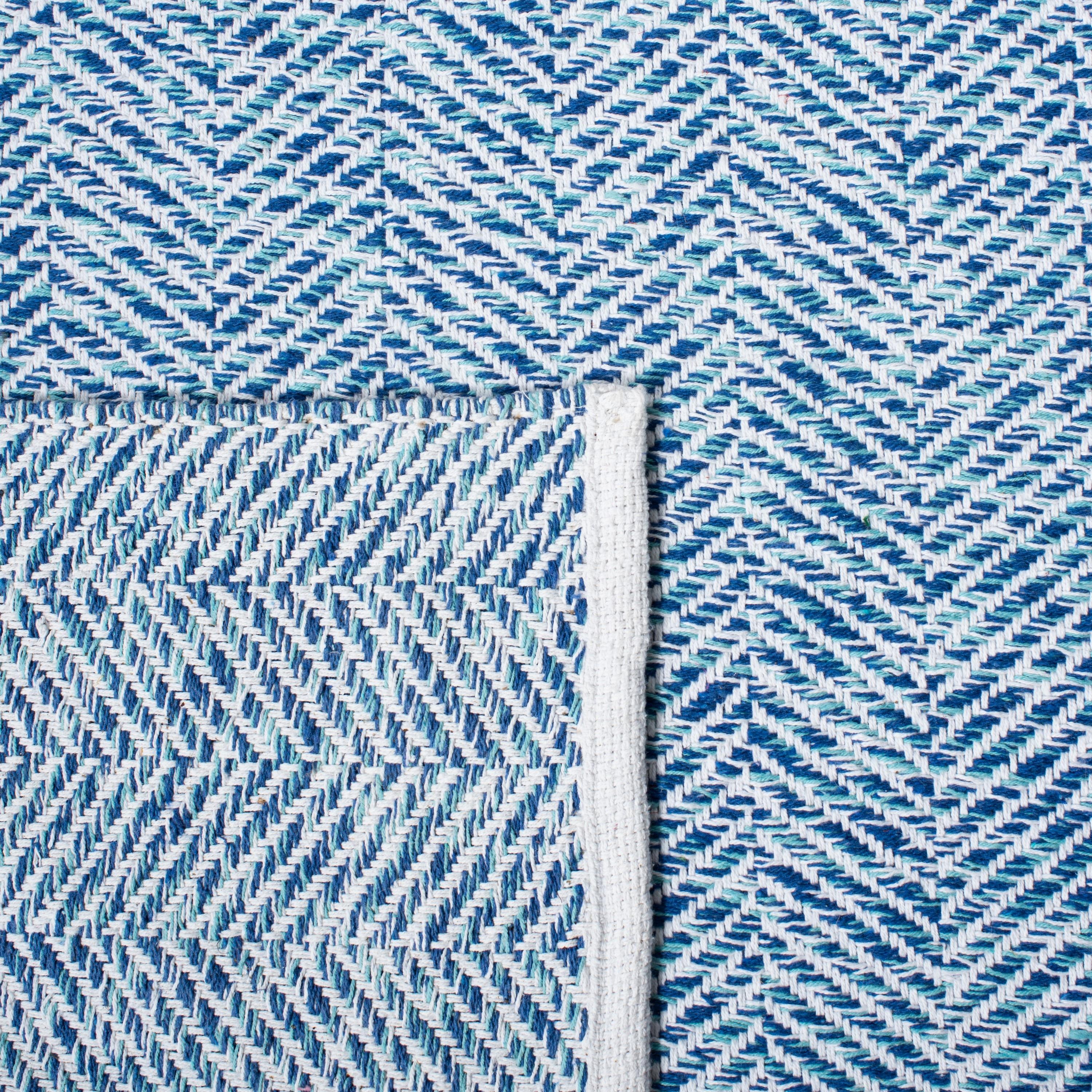 SAFAVIEH Nantucket Noelle Geometric Chevron Area Rug, Blue, 9' x 12'