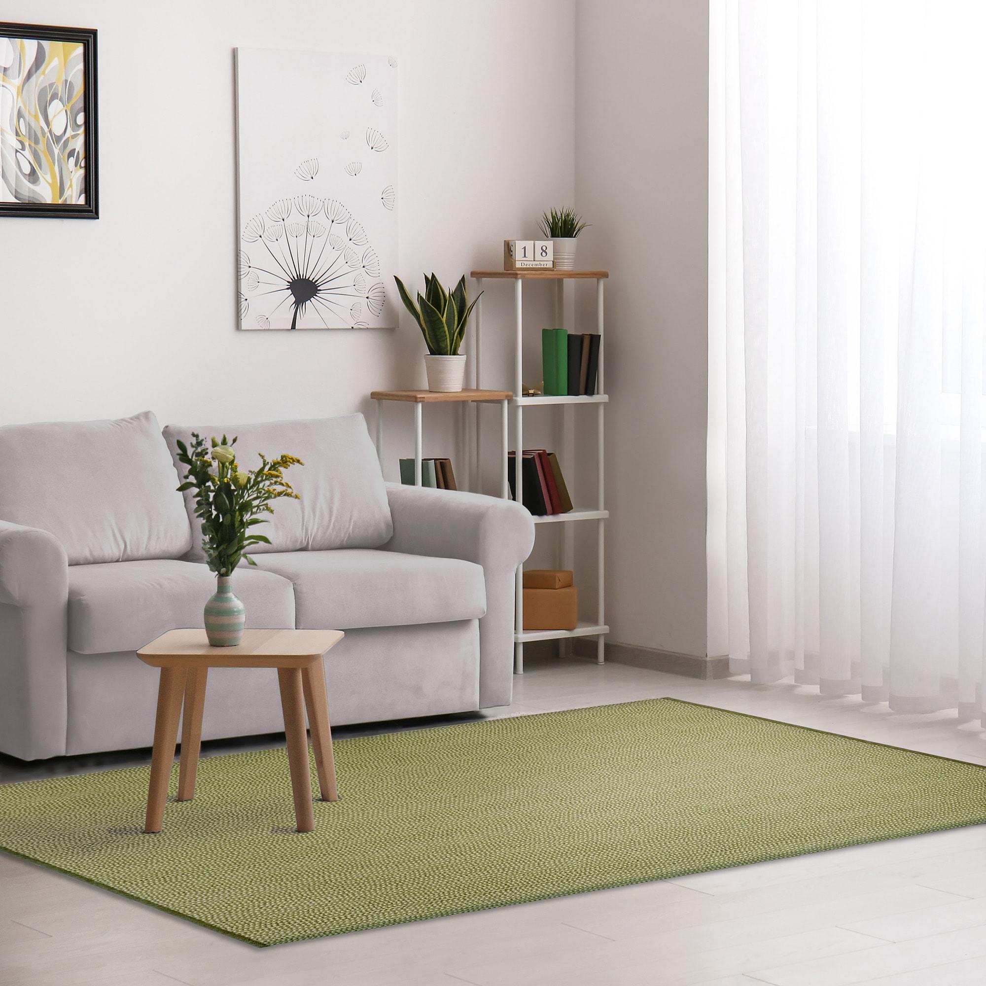 Liora Manne Calais Solid Indoor/Outdoor Rug Green 3'6" x 5'6"