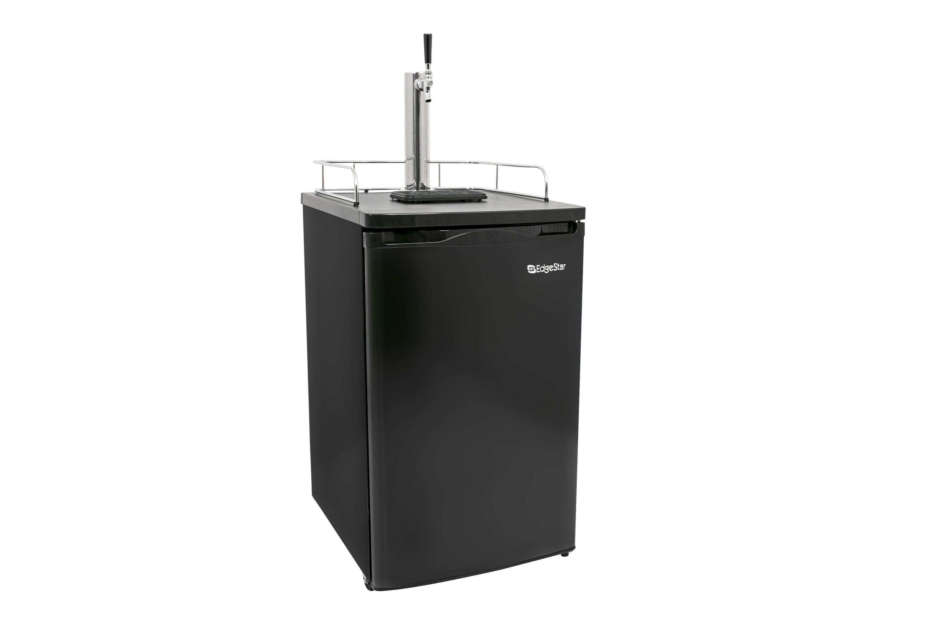 EdgeStar EdgeStar 4.9 Cubic Feet Single Tap Freestanding Kegerator with Adjustable Temperature