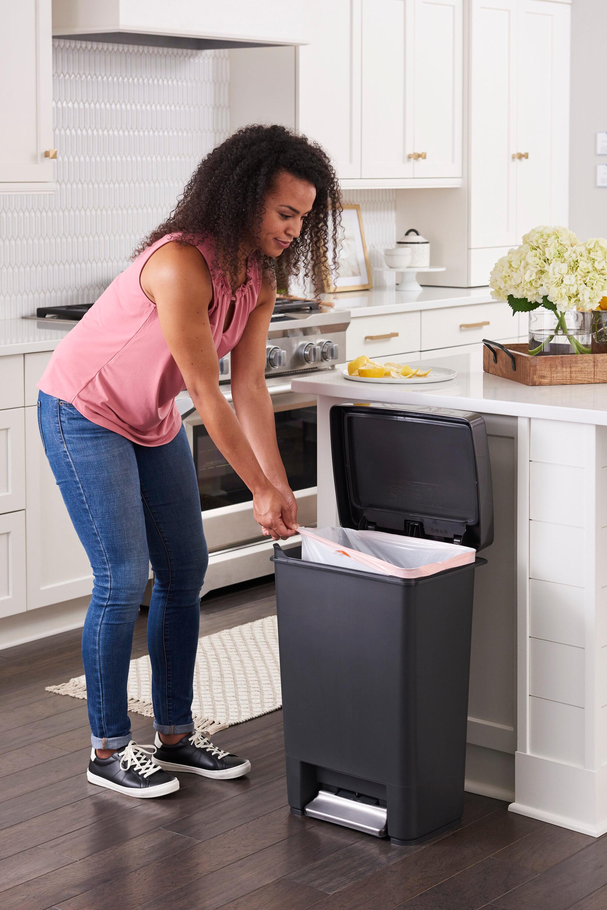 Rubbermaid Premier Series III 13 gal Gray Plastic/Stainless Steel Step On Trash Can