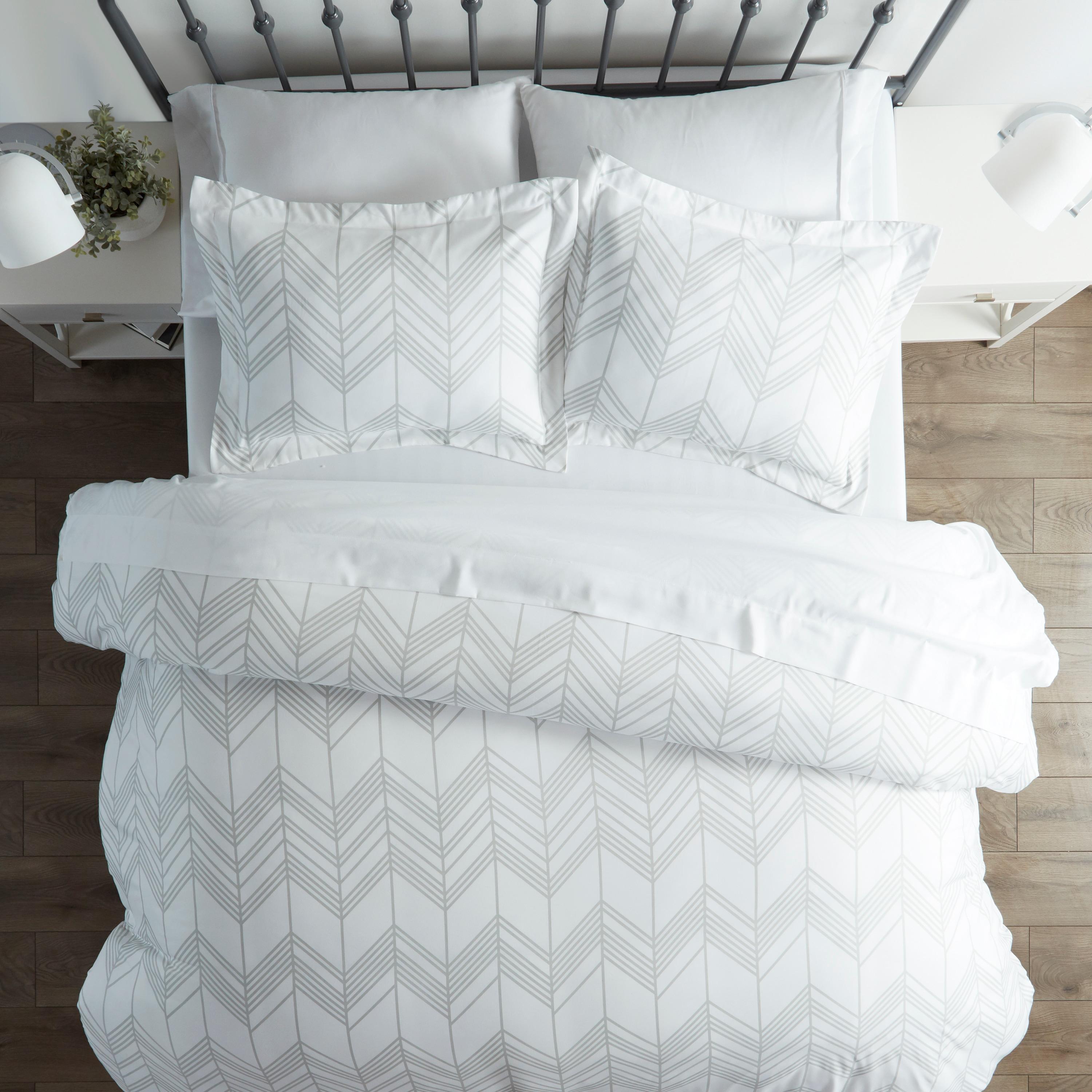 Becky Cameron Home Alps Chevron Pattern Duvet Cover Set