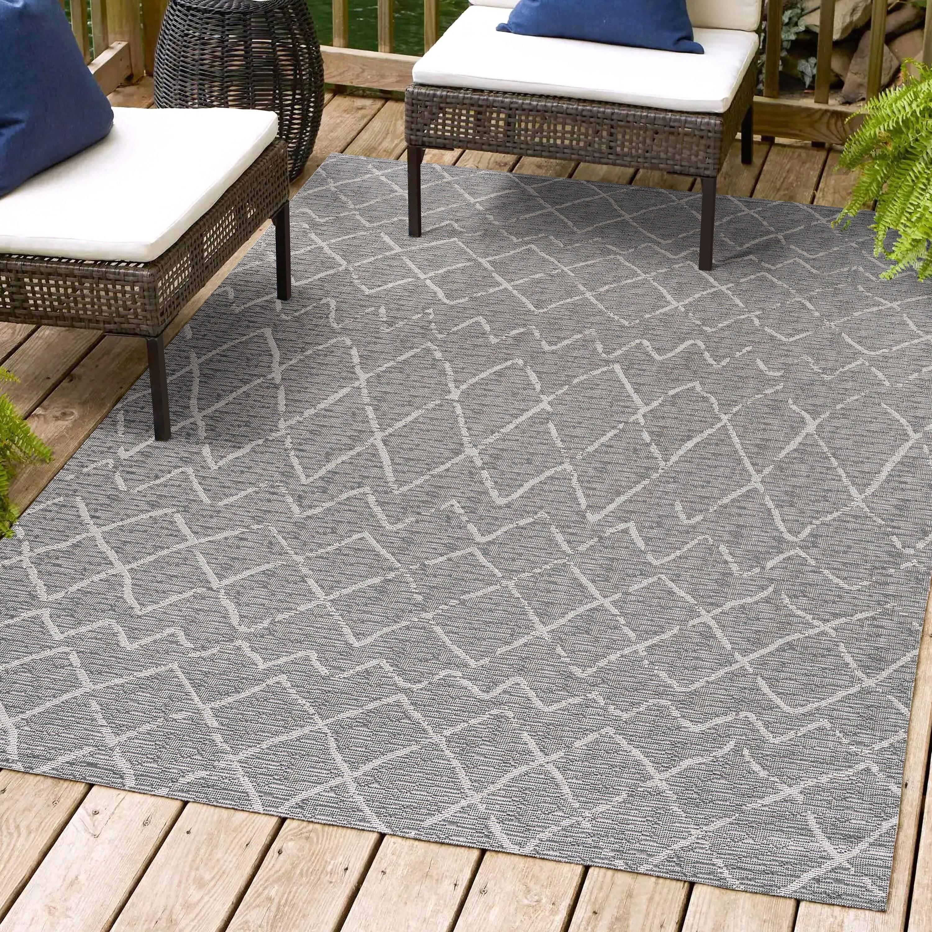 8'x10' Madaba Moroccan Trellis Indoor/Outdoor Area Rug, Gray/Cream - JONATHAN Y
