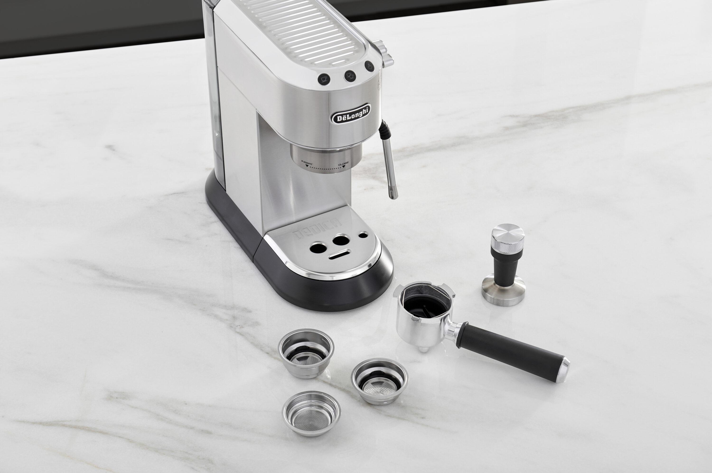 De'Longhi ® Dedica Arte Pump Espresso Machine