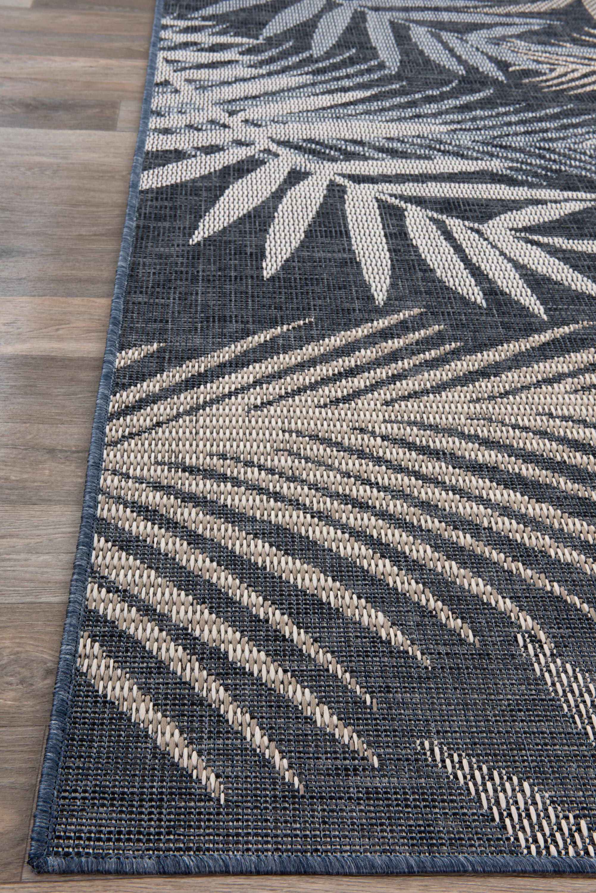 World Rug Gallery Bahama Palm Frond Indoor/Outdoor Area Rug - Blue 5' x 7'