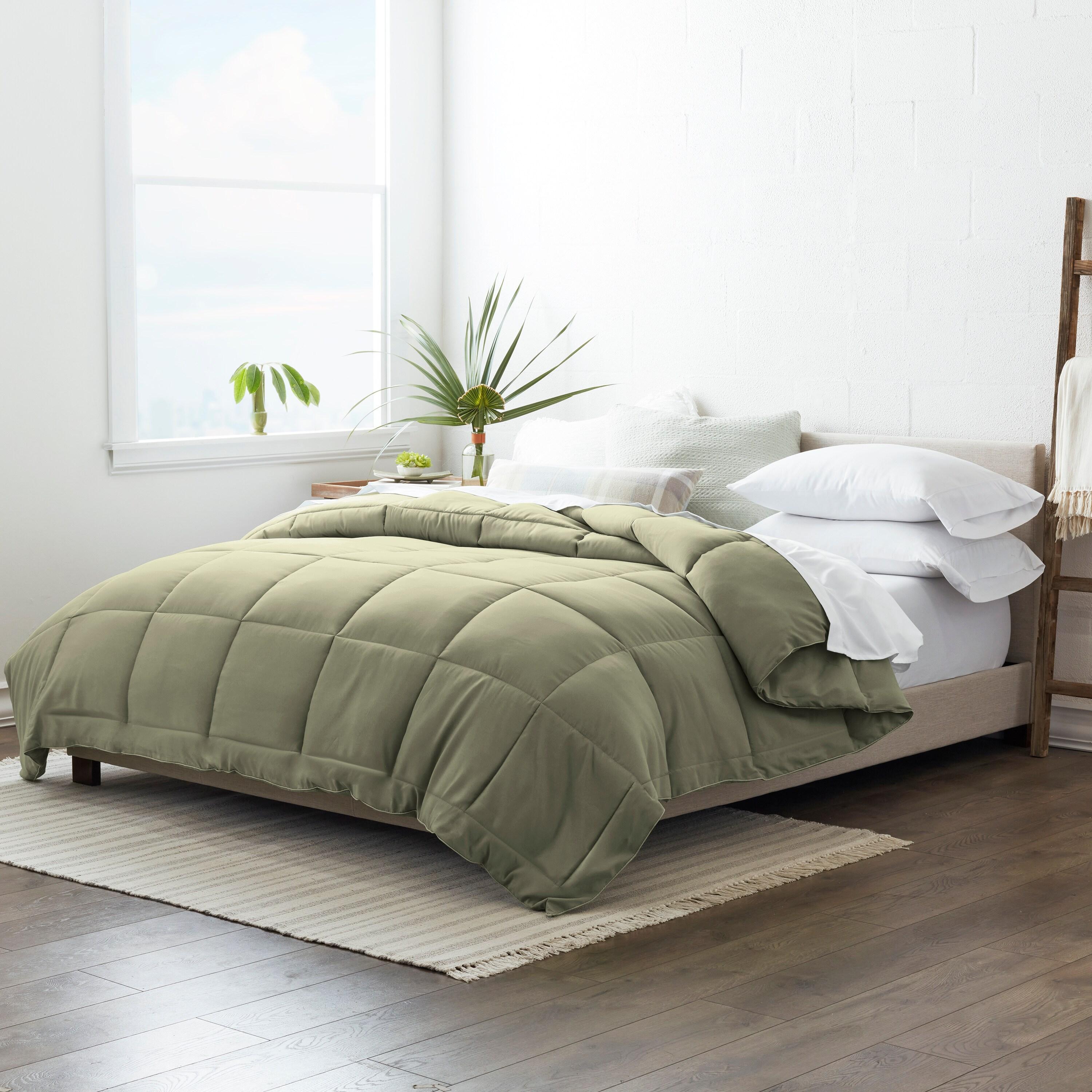 Simply Soft™ Down Alternative Comforter