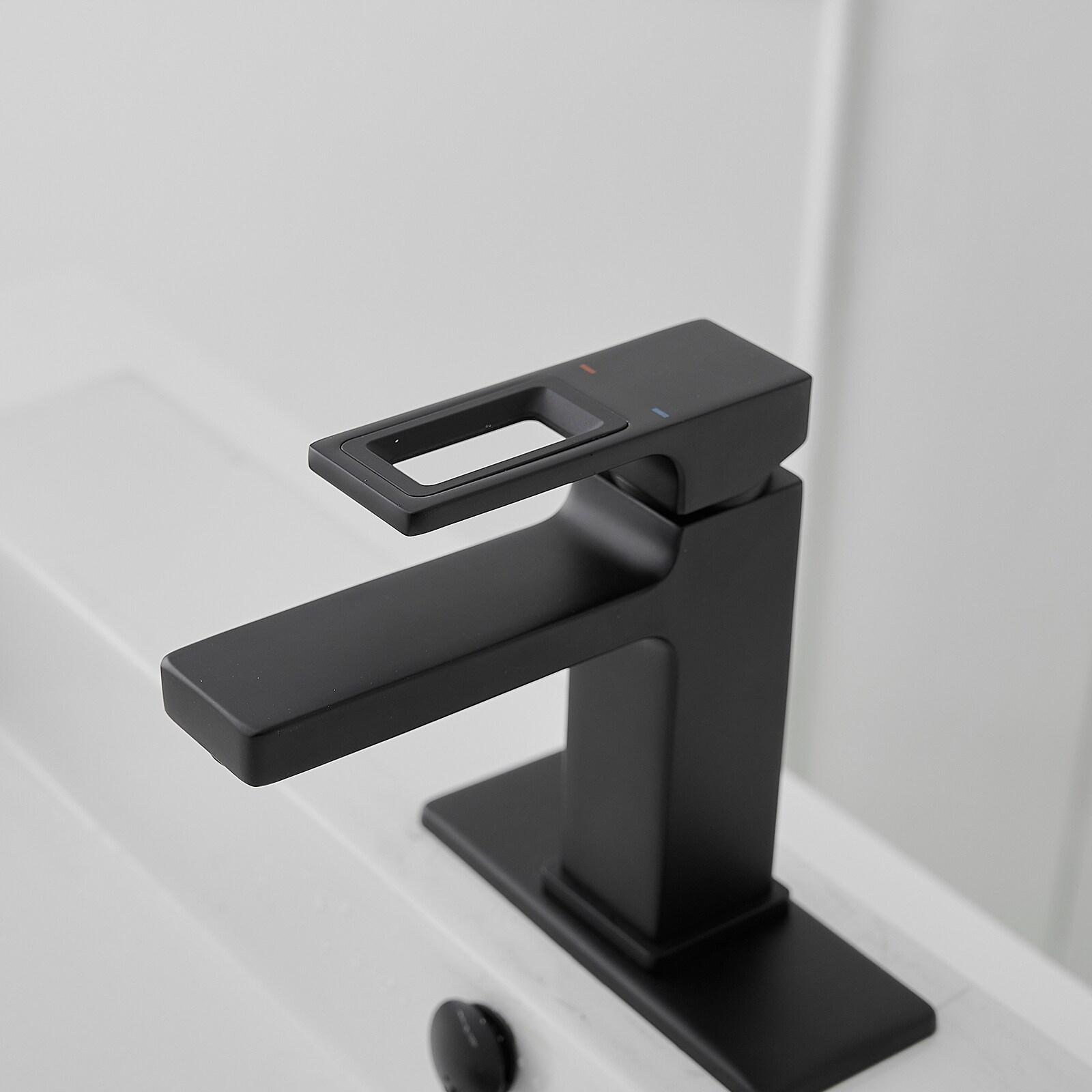 Single-Hole Single-handle Bathroom Faucet with Drain Assembly