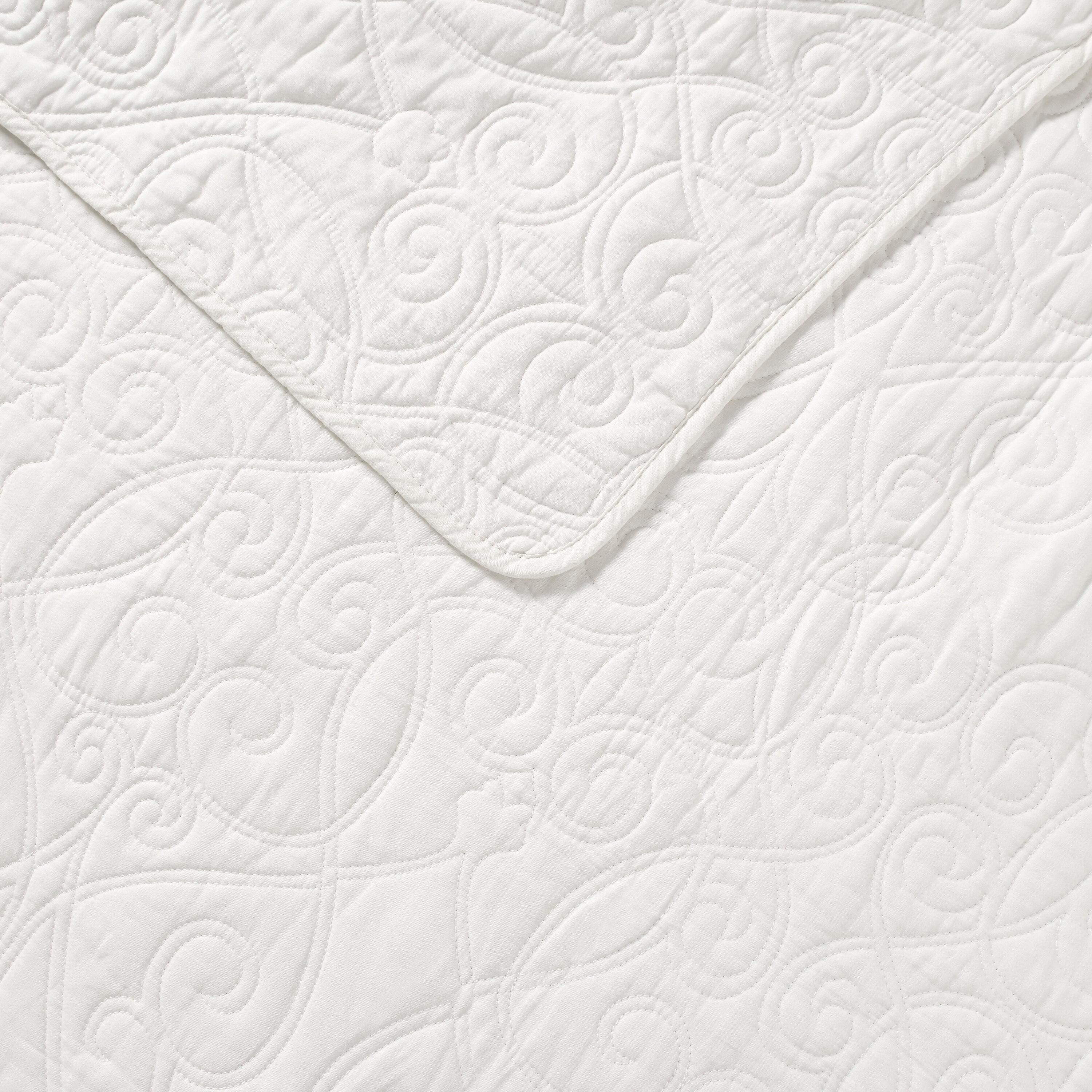 Laura Ashley Laura Ashley Felicity Cotton Reversible Quilt Set