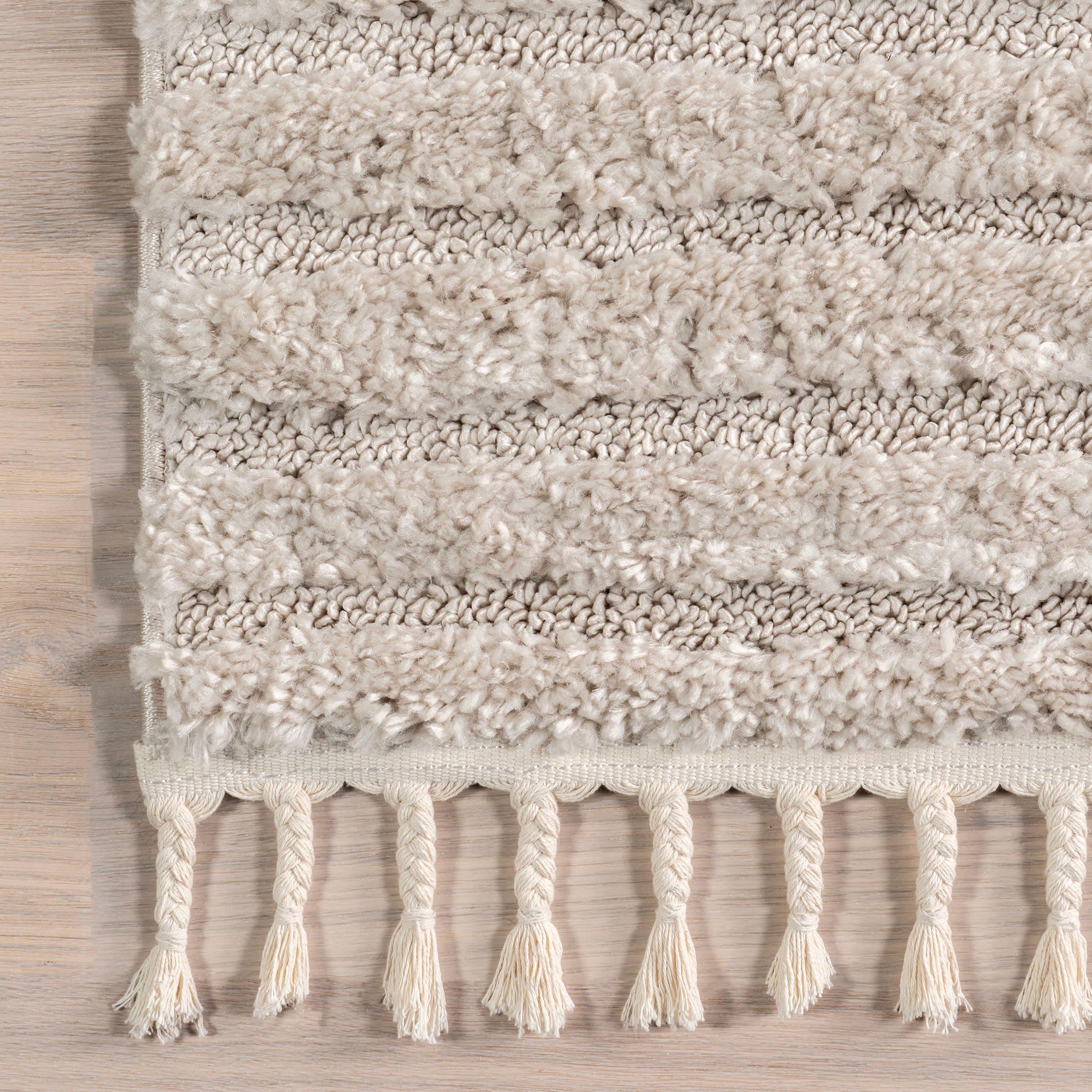Nuloom Risette Solid 5x8 Shag Indoor Area Rug for Living Room Bedroom Dining Room Nursery, Beige
