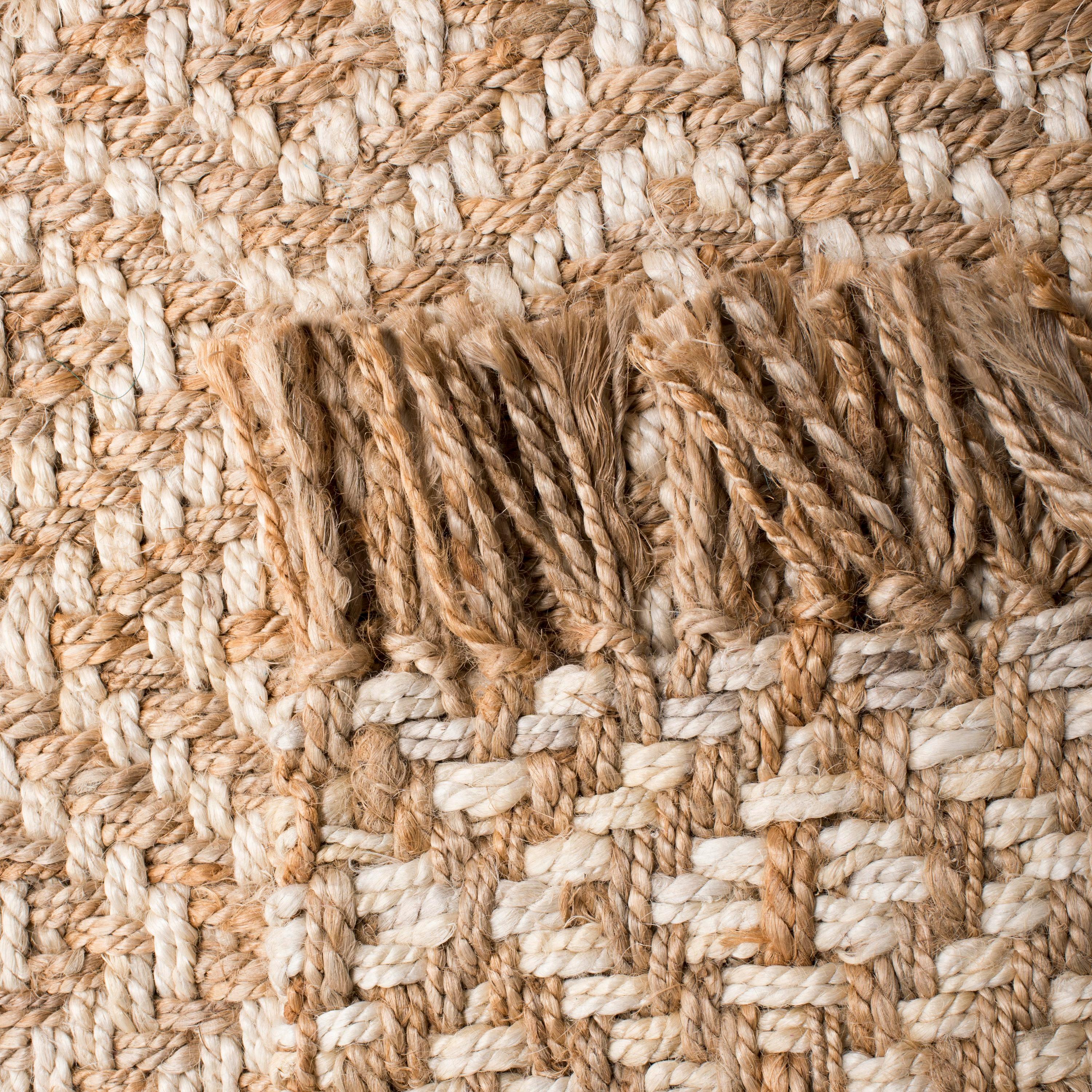 Safavieh Natural Fiber Davie 6 x 6 (ft) Jute Ivory/Natural Square Indoor Geometric Coastal Area rug