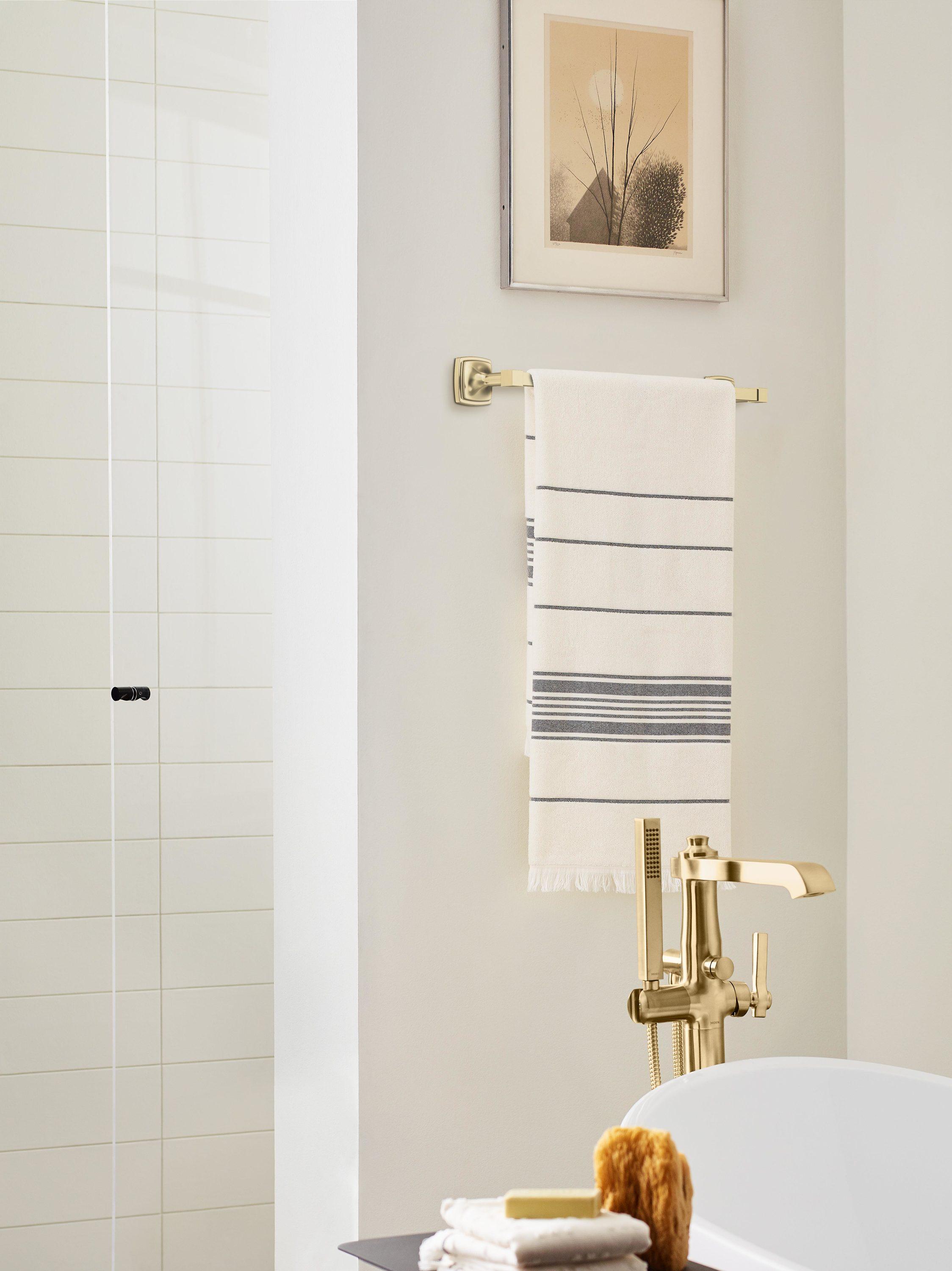 Amerock Stature Golden Champagne 18 inch (457mm) Towel Bar