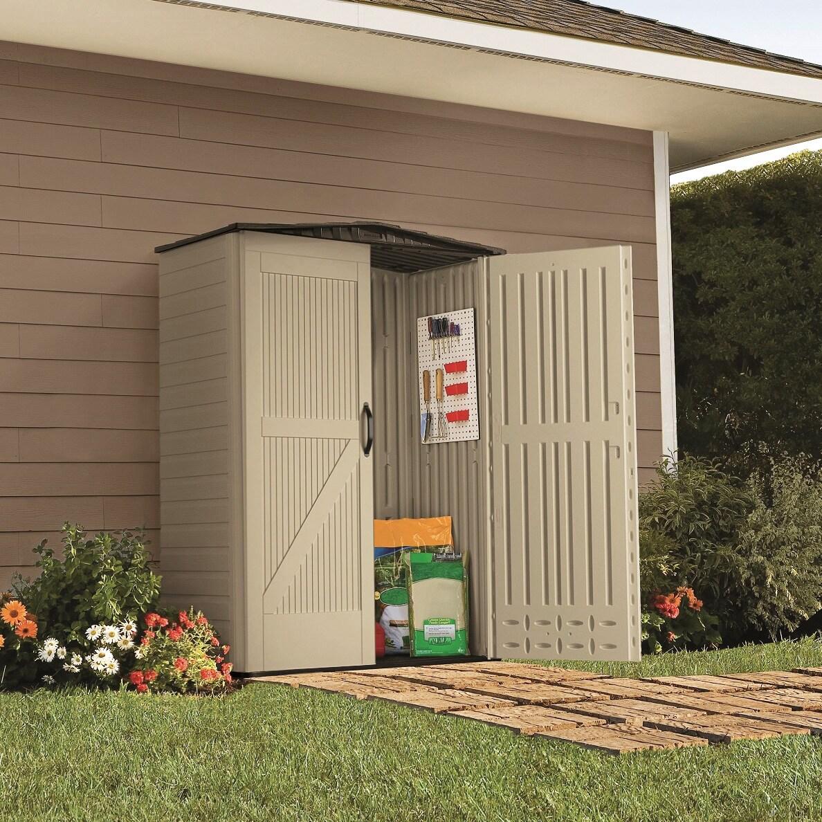 Rubbermaid Rubbermaid Roughneck Vertical Storage Shed, Medium
