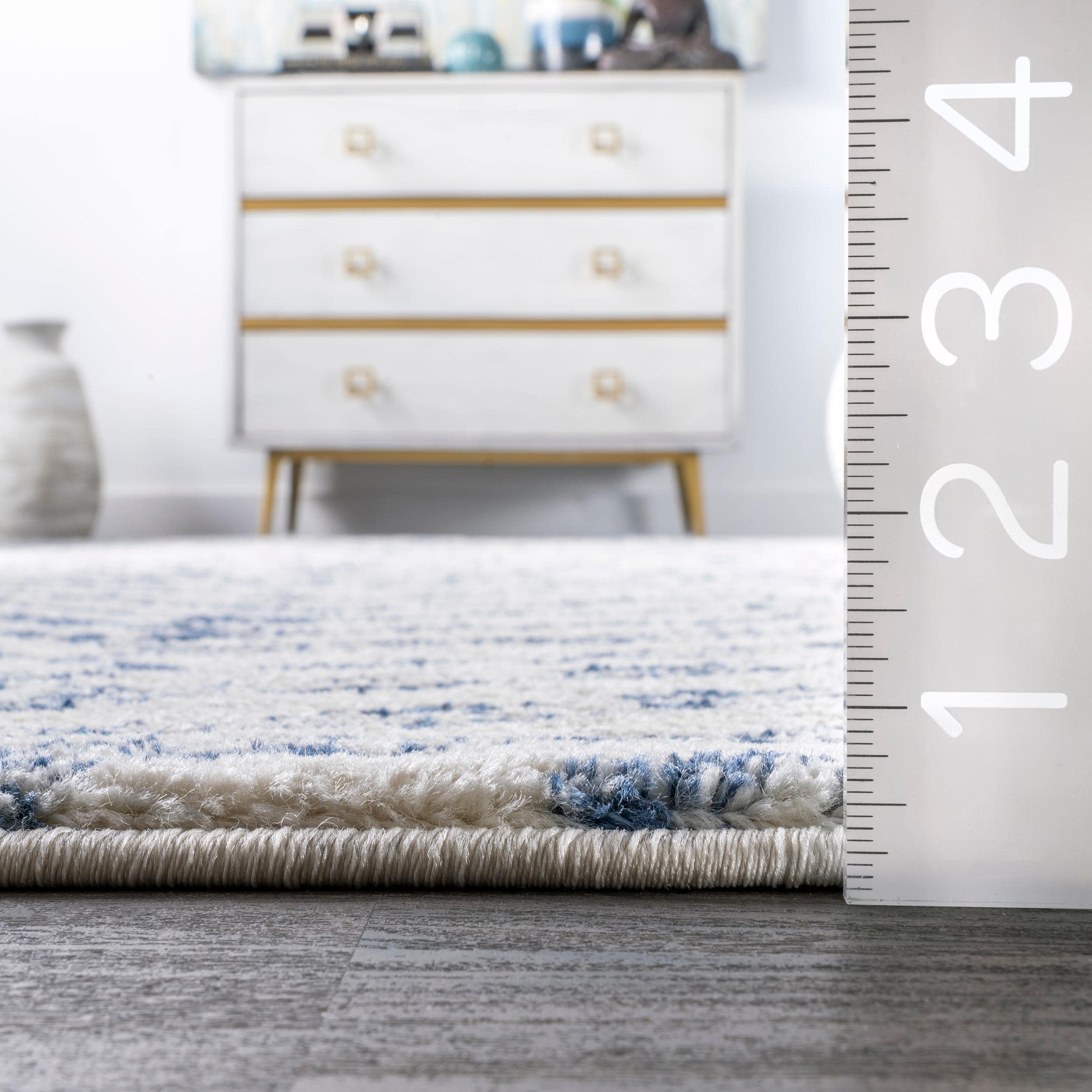 Nuloom Rosanne Chevron 7x9 Indoor Area Rug for Living Room Bedroom Dining Room Kitchen, Blue/Ivory
