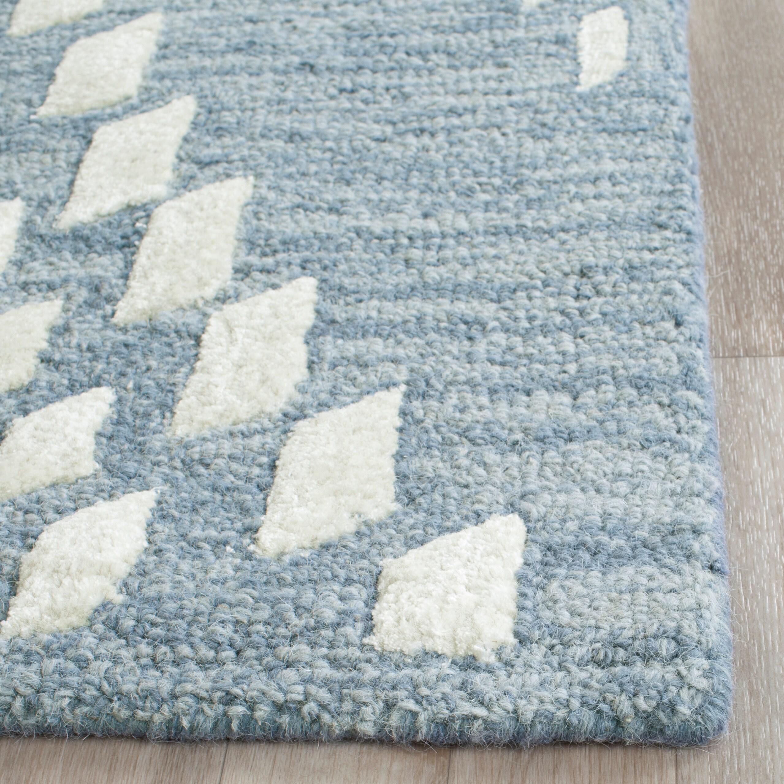 Bella BEL126 Hand Tufted Runner Rug - Blue/Ivory - 2'3"x9' - Safavieh.