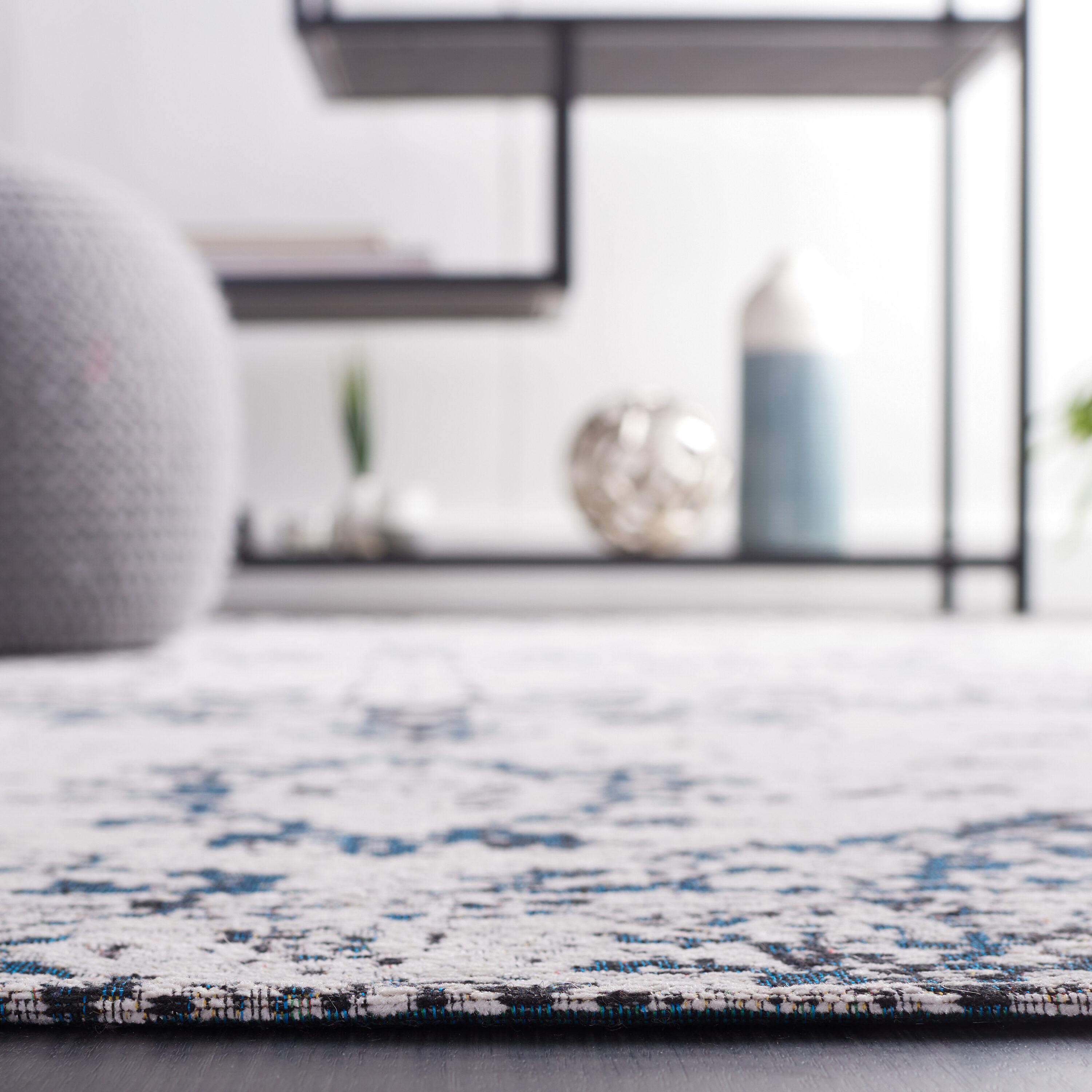 Jasper JSP107 Power Loomed Area Rug - Ivory/Blue - 4'x6' - Safavieh.