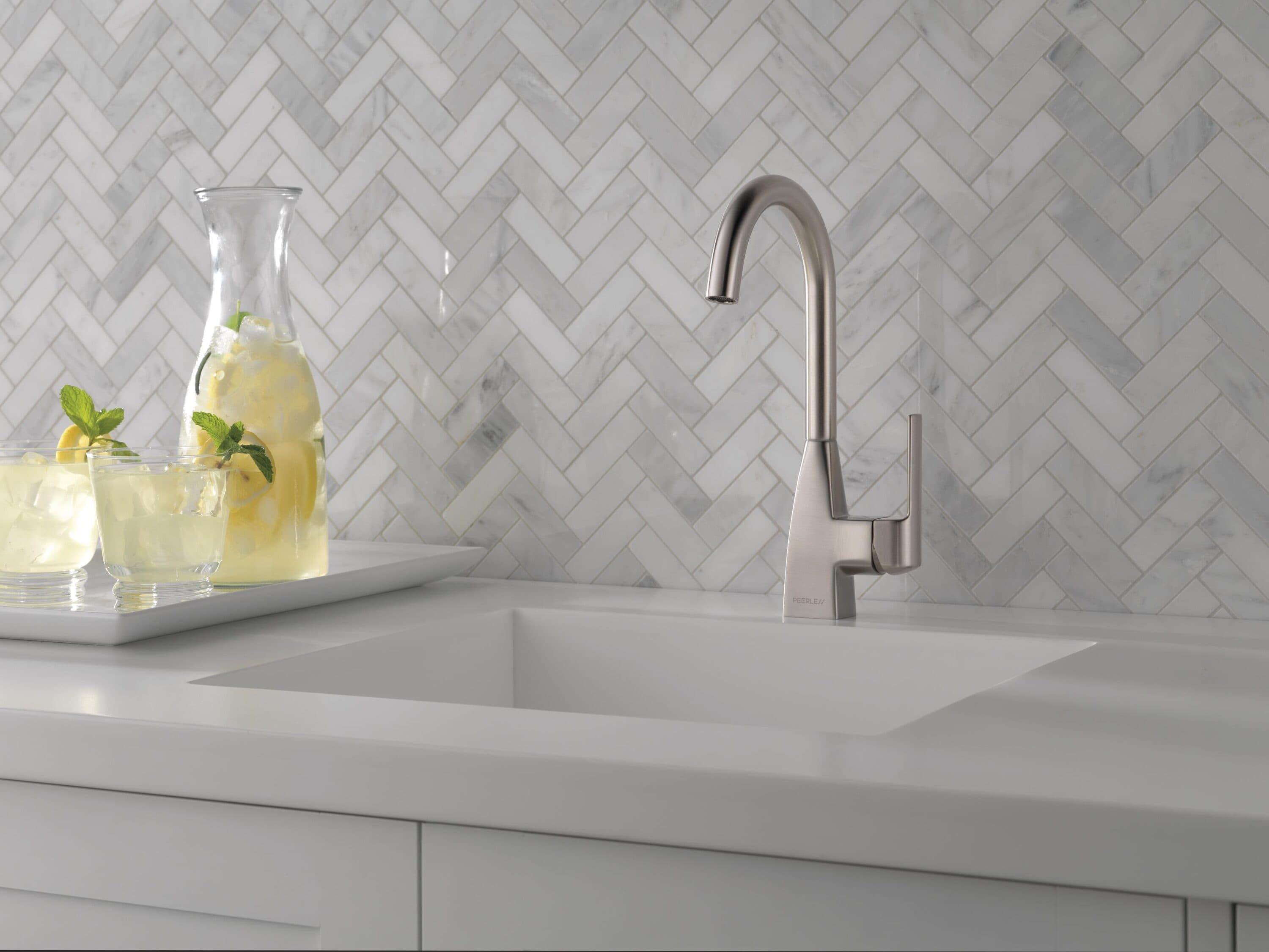 Peerless Faucets Xander Kitchen Faucet