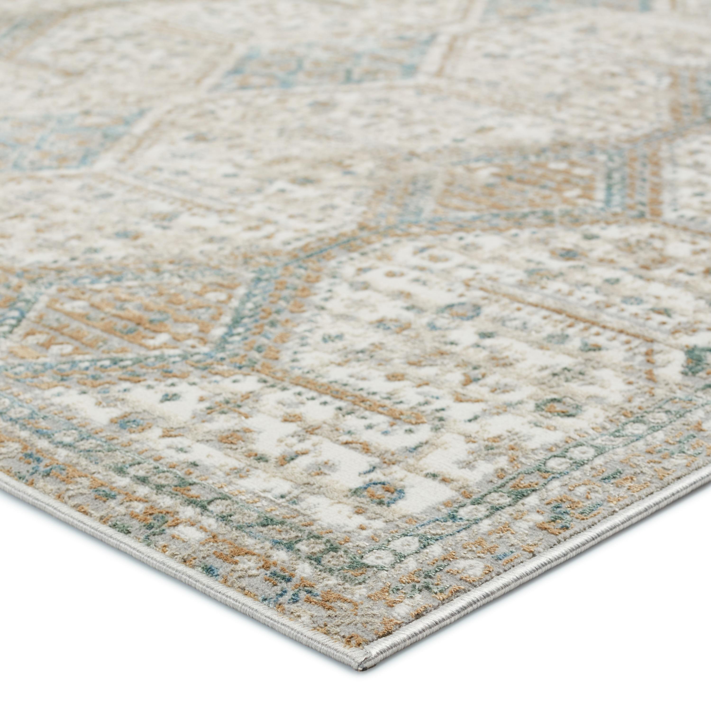 Niam Rug - 6'7" x 9'6"