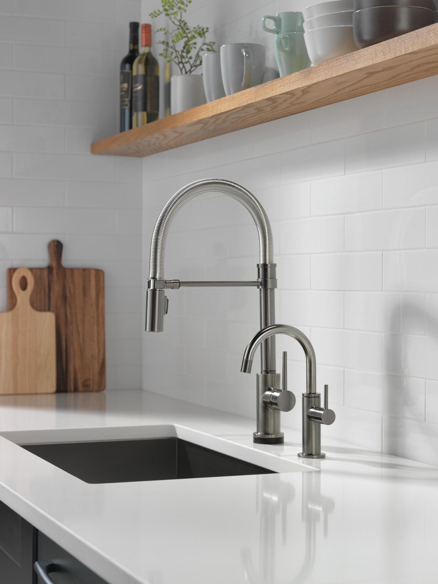 Trinsic Pro Pull Down Touch Single Handle Kitchen Faucet with Accessories