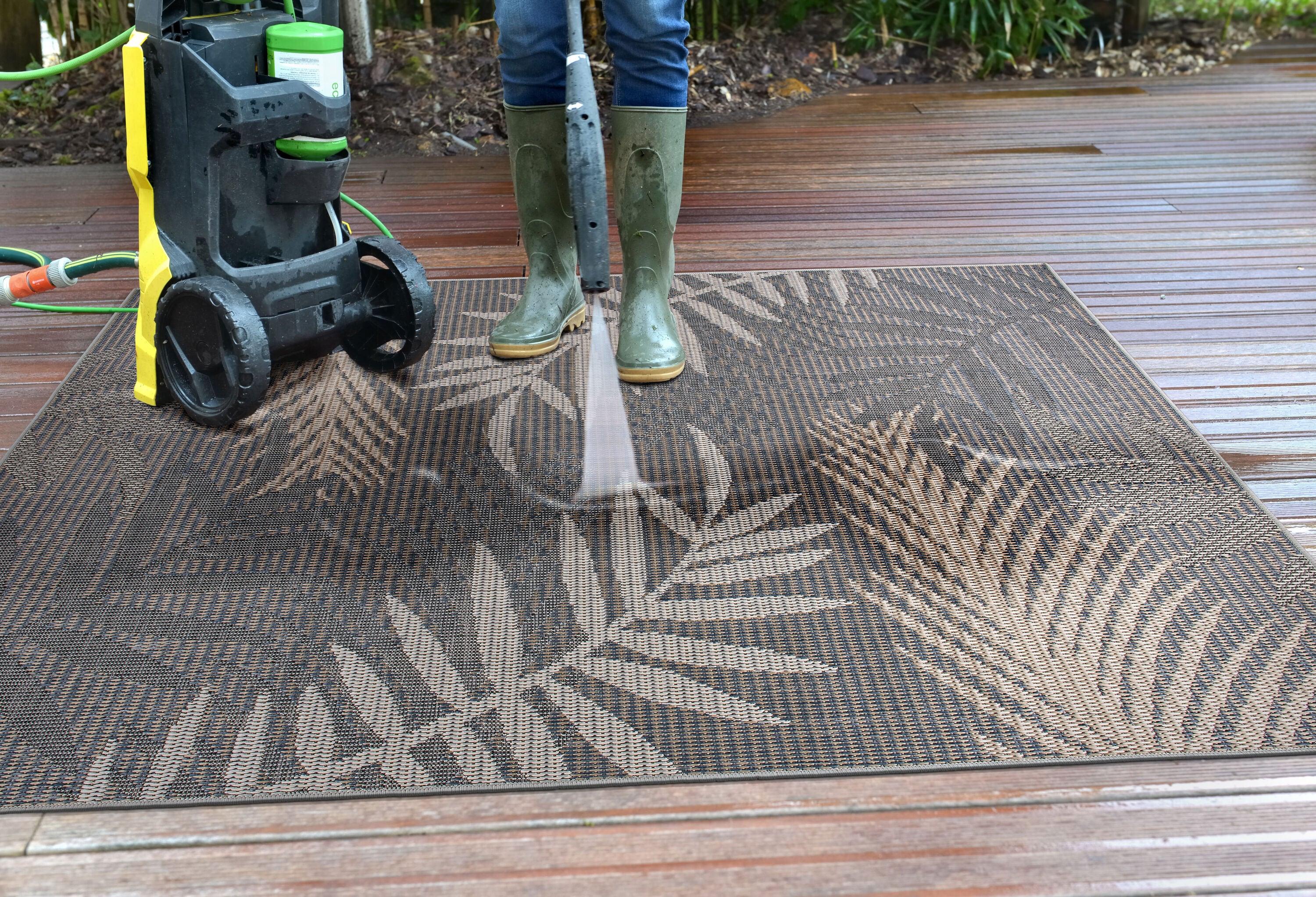 World Rug Gallery Bahama Palm Frond Indoor/Outdoor Area Rug - Gray 7'10" x 10'