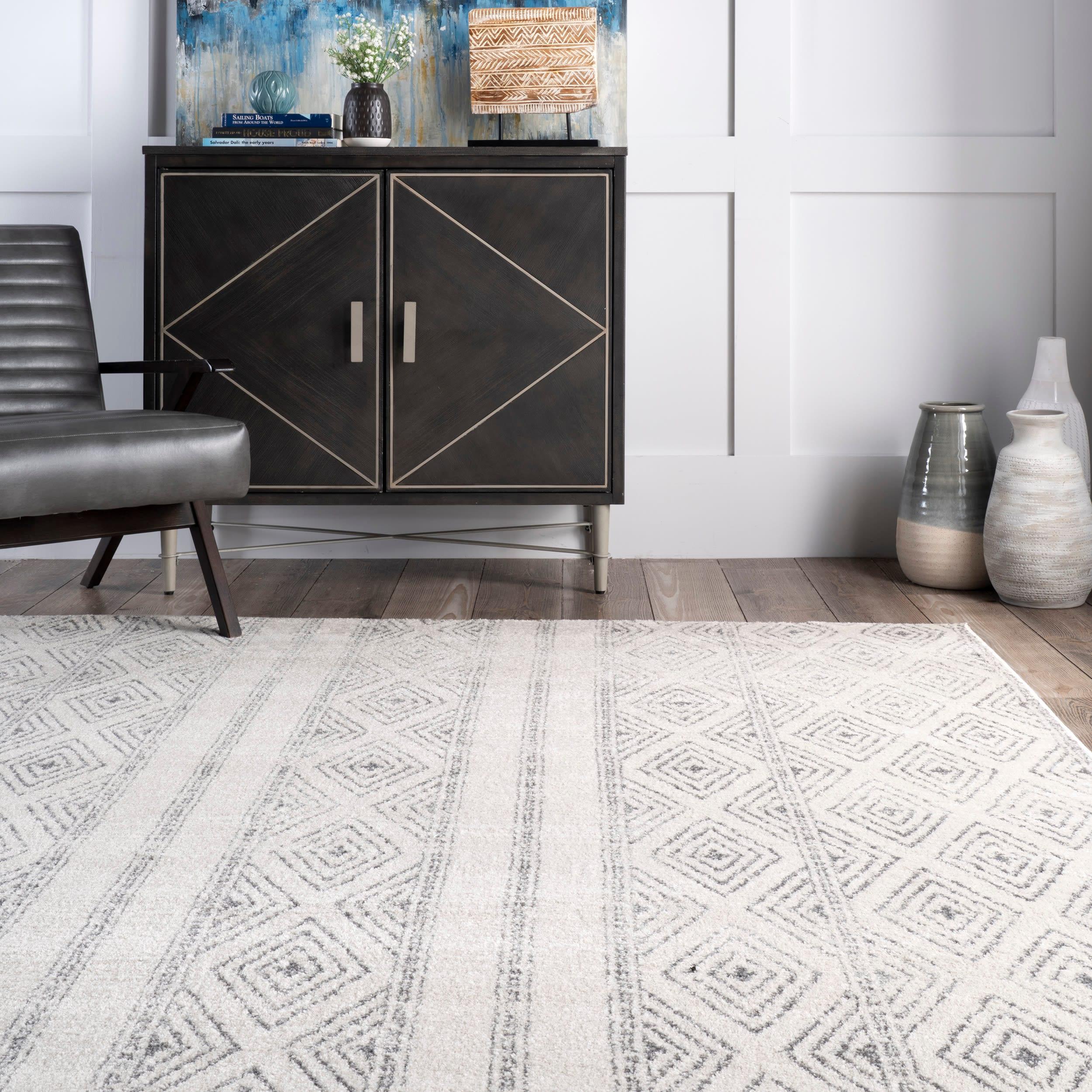 nuLOOM Sarina Diamonds Area Rug