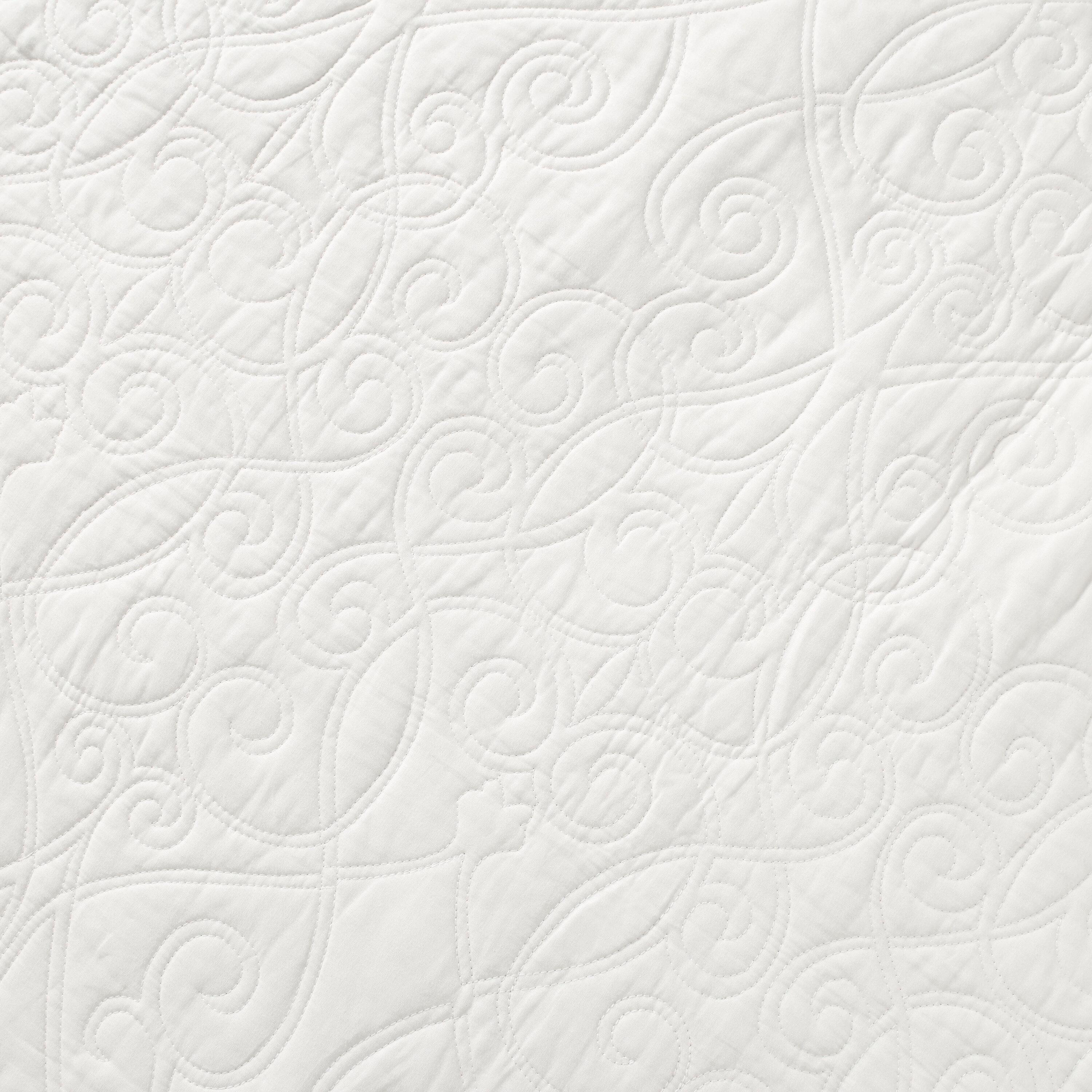 Laura Ashley Laura Ashley Felicity Cotton Reversible Quilt Set