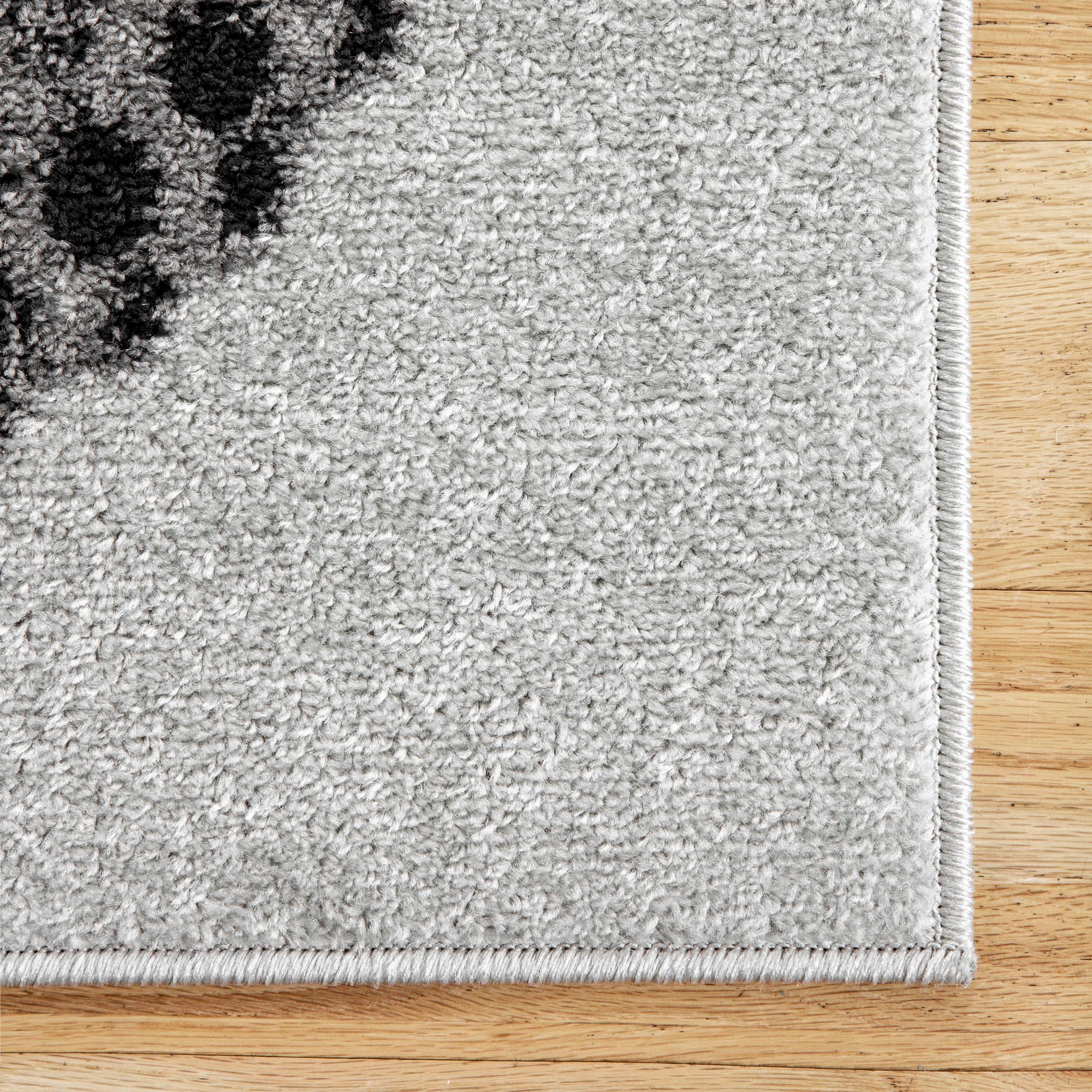 Nuloom Adrienne Animal 5x8 Indoor Area Rug for Living Room Bedroom Dining Room Kitchen, Grey/Ivory