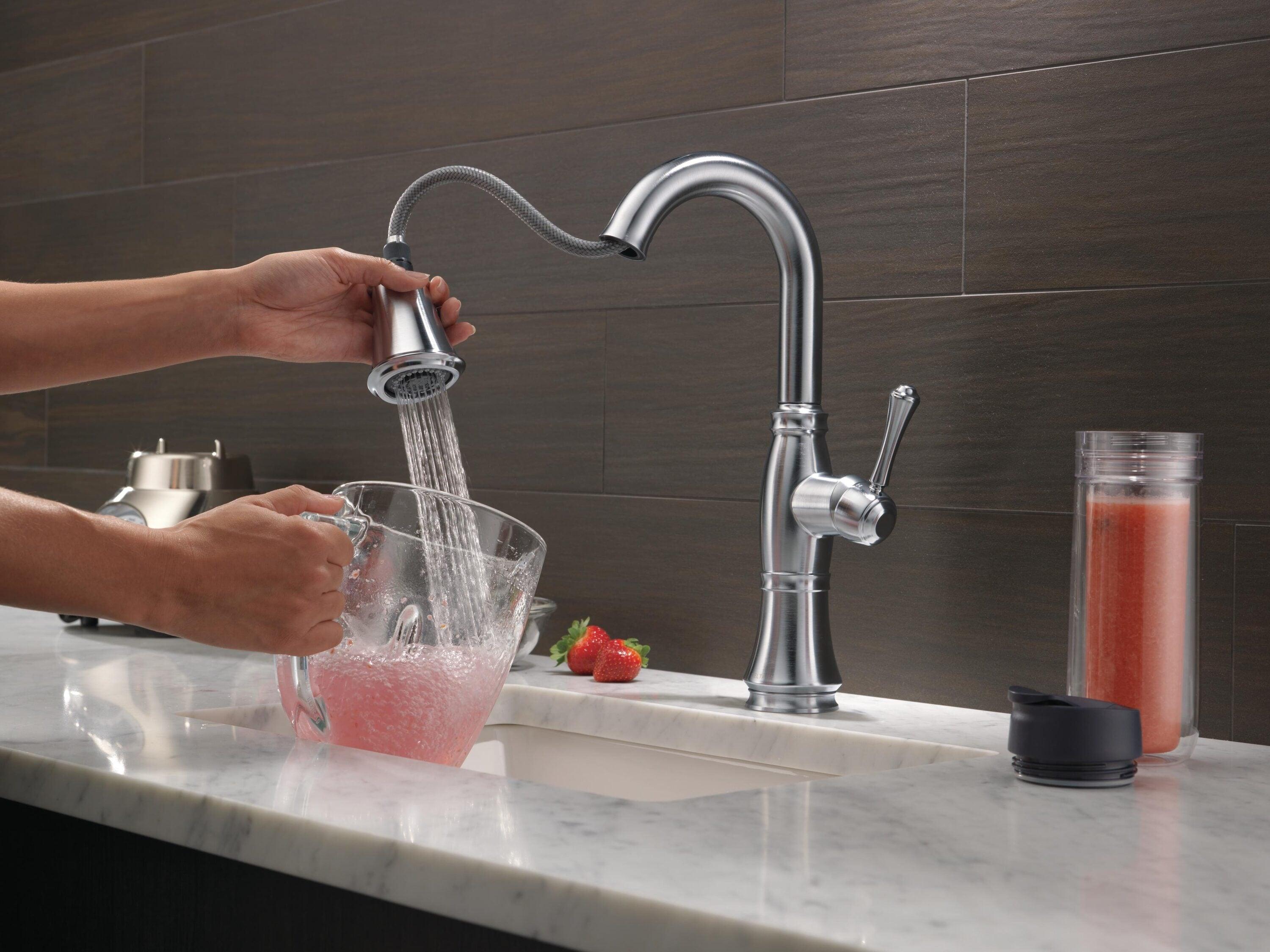 Cassidy Pull Down Sprayer Kitchen Sink Faucet, Single Handle Kitchen Faucet