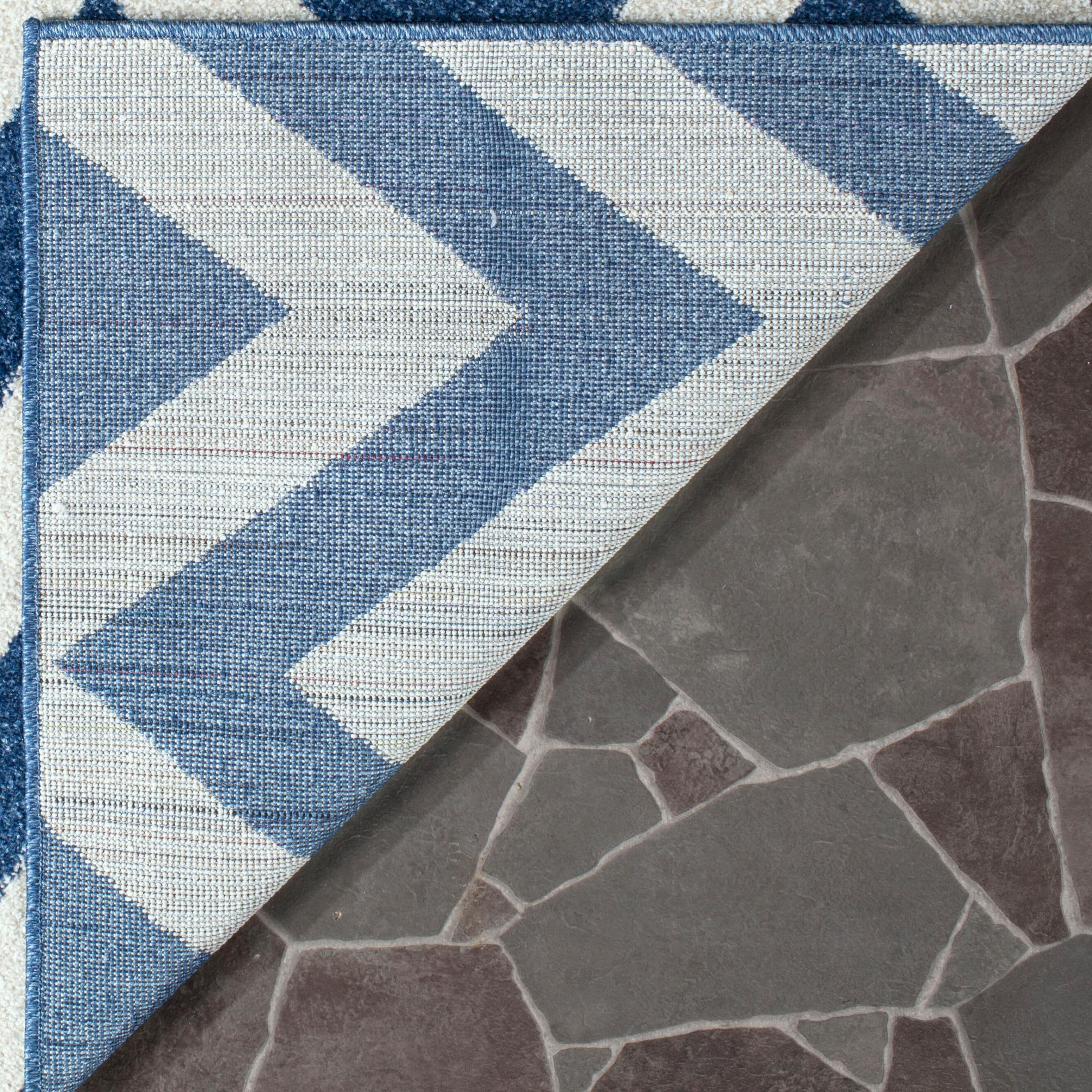 Amherst AMT419 Power Loomed Indoor Area Rug - Navy/Beige - 4'x6' - Safavieh
