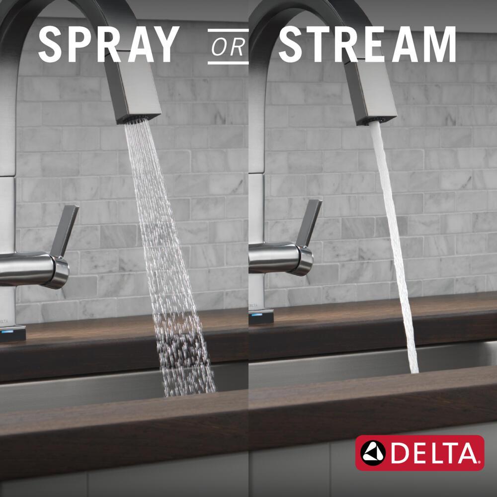 Pivotal Pull Down Touch Single Handle Kitchen Faucet with Touch20 Technology