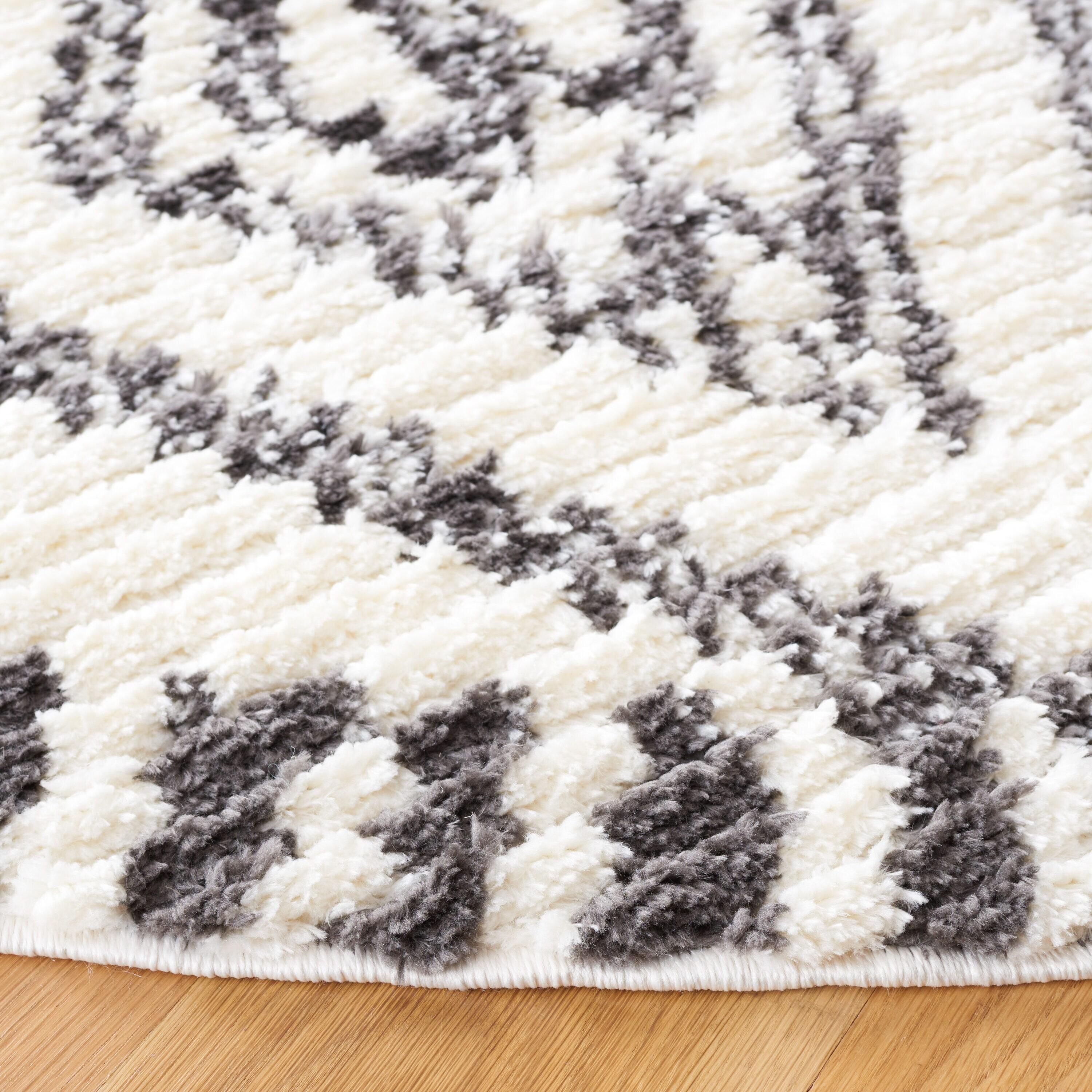 Marrakesh MRK304 Power Loomed Area Rug - Ivory/Dark Gray - 6'7"x6'7" - Safavieh.