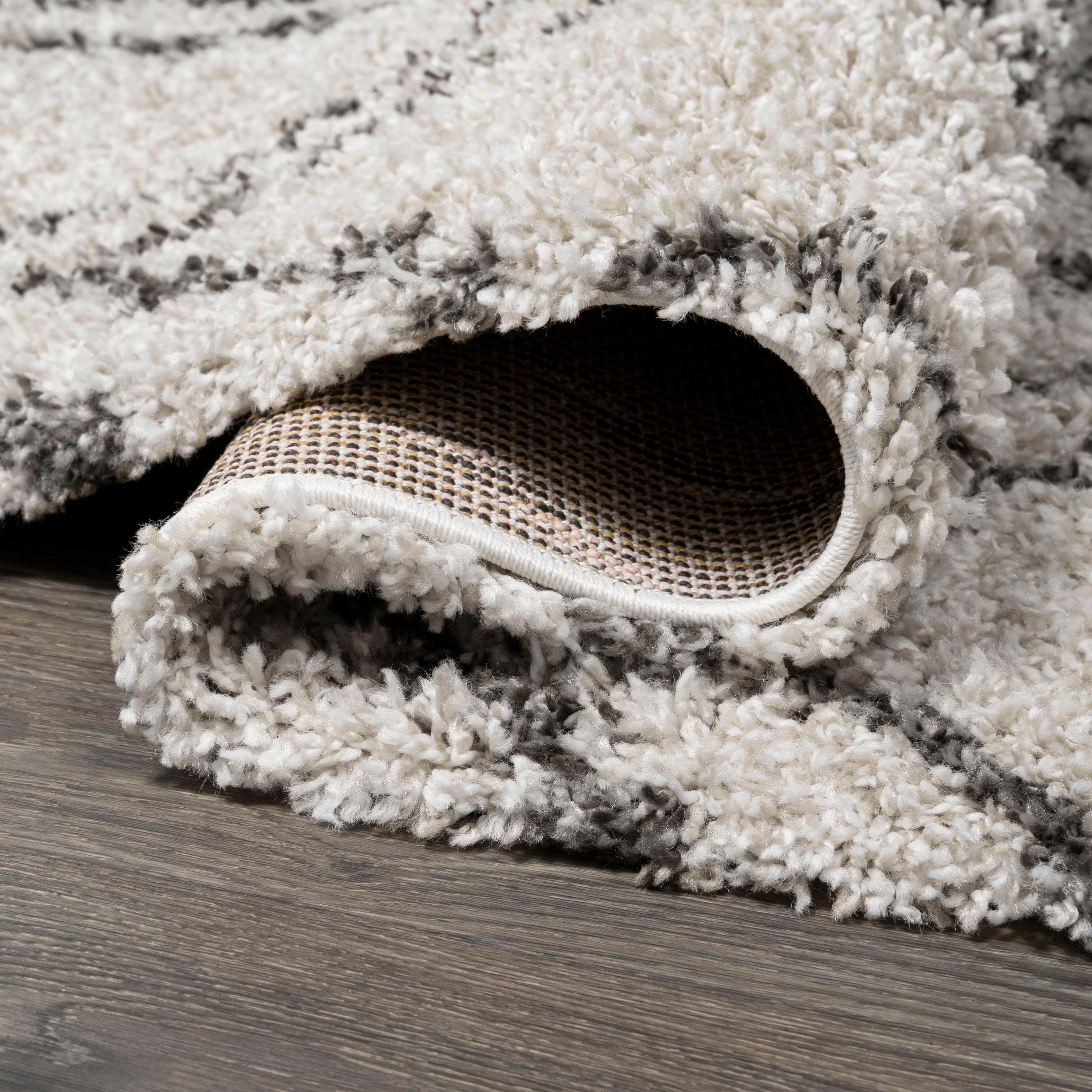 2'x8' Soller Diamond Trellis Shag Runner Rug, Beige - JONATHAN Y