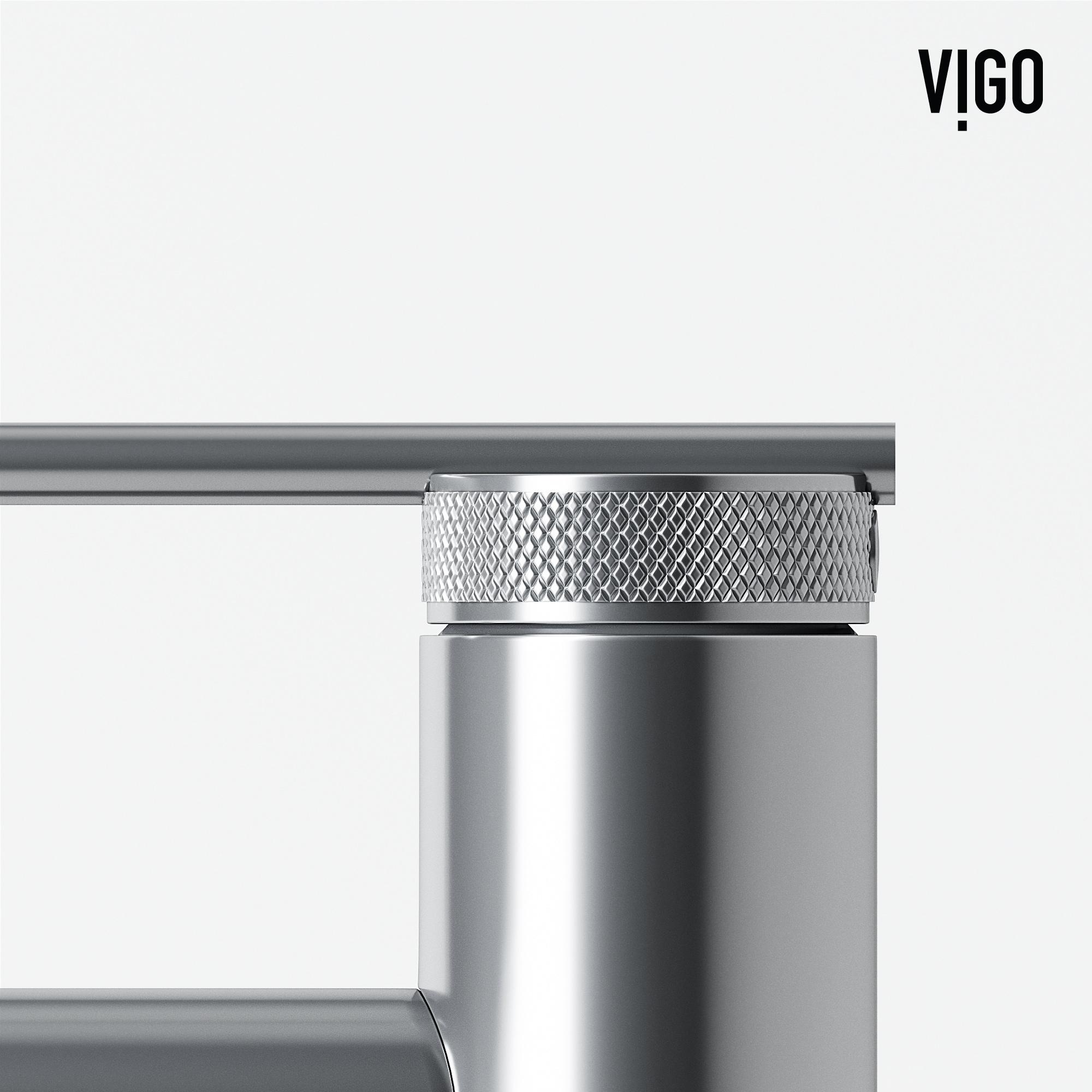 Sterling Single Handle Single-Hole Bathroom Faucet Set with Deck Plate
