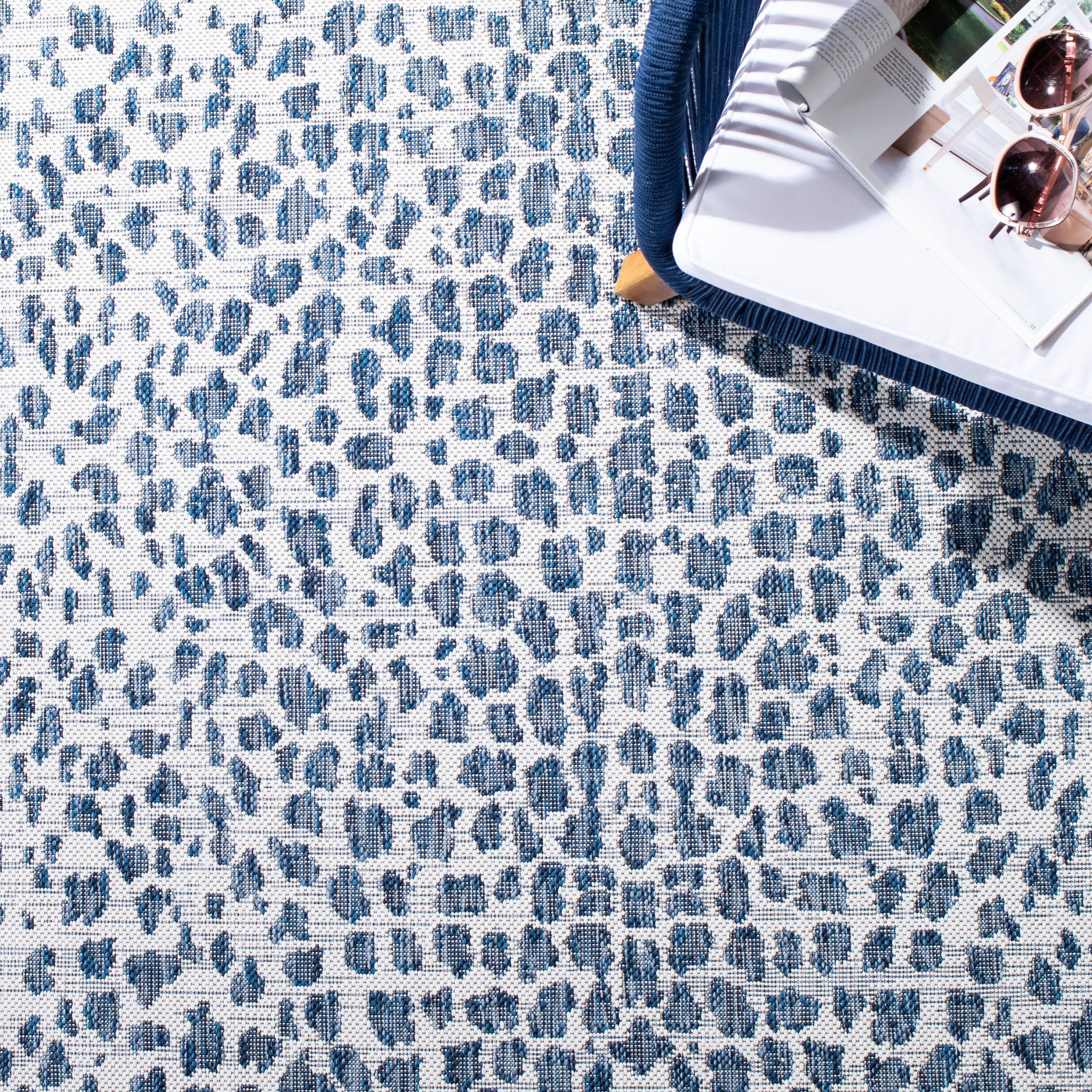 SAFAVIEH Courtyard Karina Animal Indoor/Outdoor Area Rug, Ivory/Navy, 3' x 3' Square