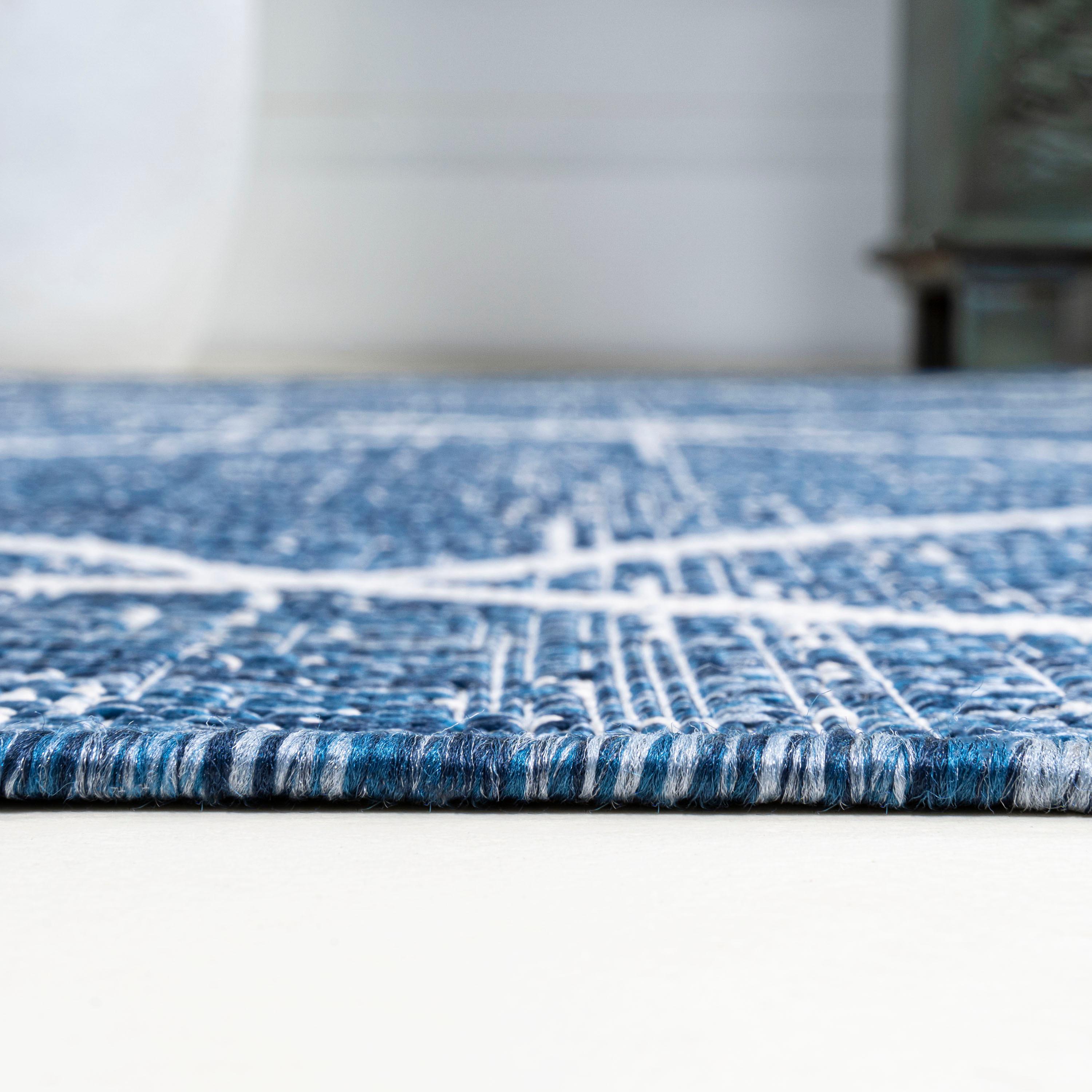 2'x8' Carwa  Diamond Trellis Indoor/Outdoor Runner Rug, Blue/Ivory - JONATHAN Y