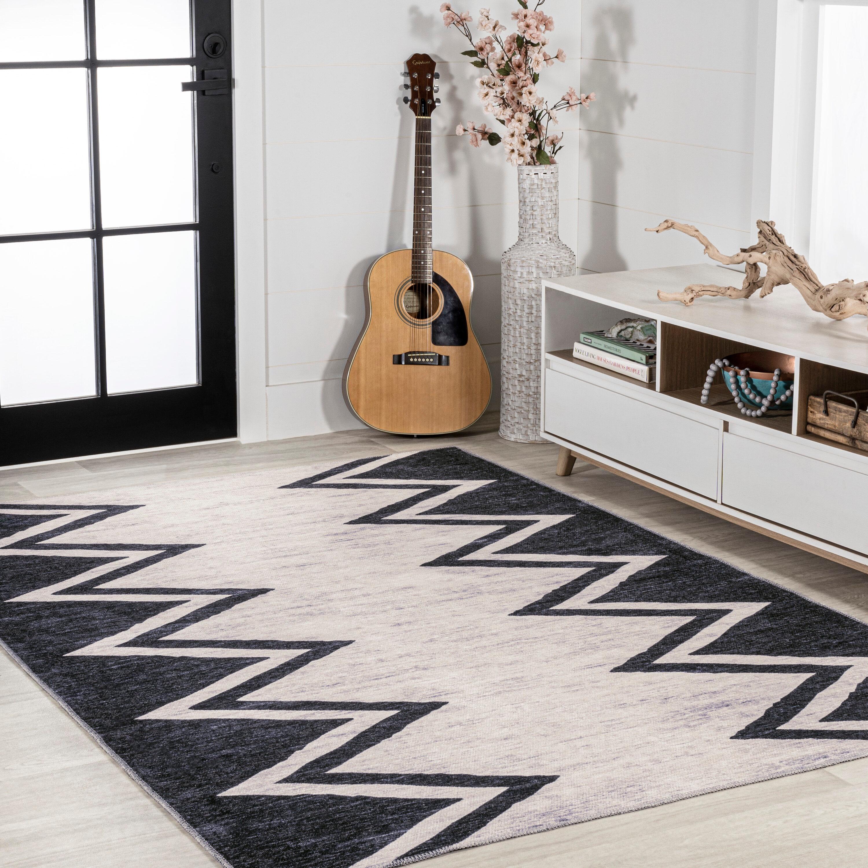 3' x 5' Siksak Modern Chevron Border Machine-Washable Area Rug, Ivory/Black - JONATHAN Y