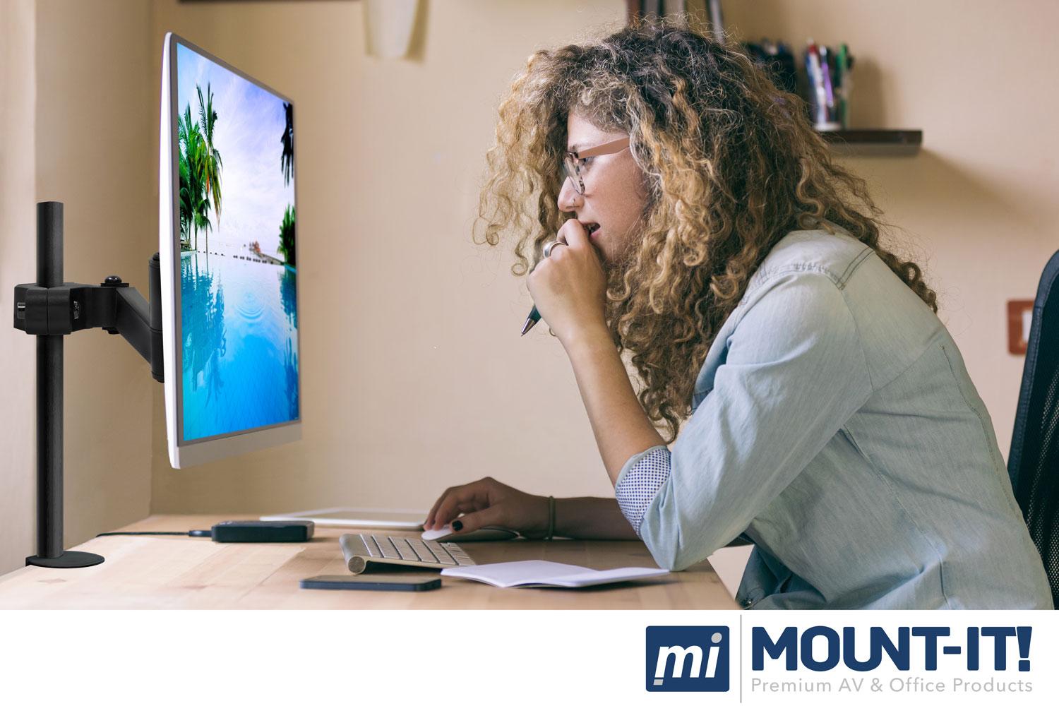 Mount-It Full Motion VESA Pole Mount with Articulating Arm | Fits TVs or Monitors Up to 32 in.