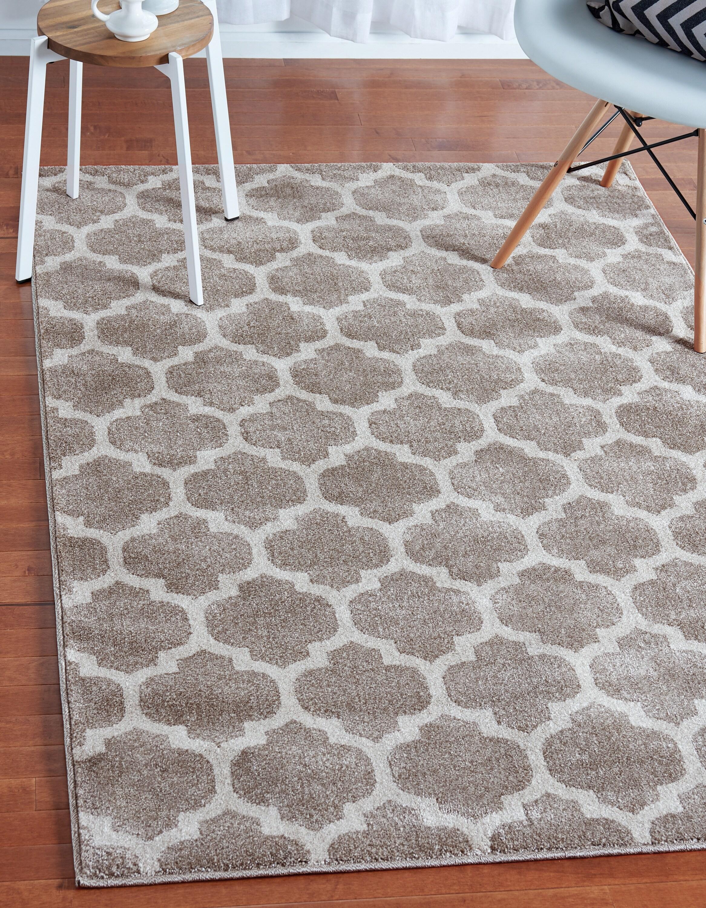 Unique Loom 4' 1 x 6' 1 Trellis Philadelphia Light Brown Area Rug