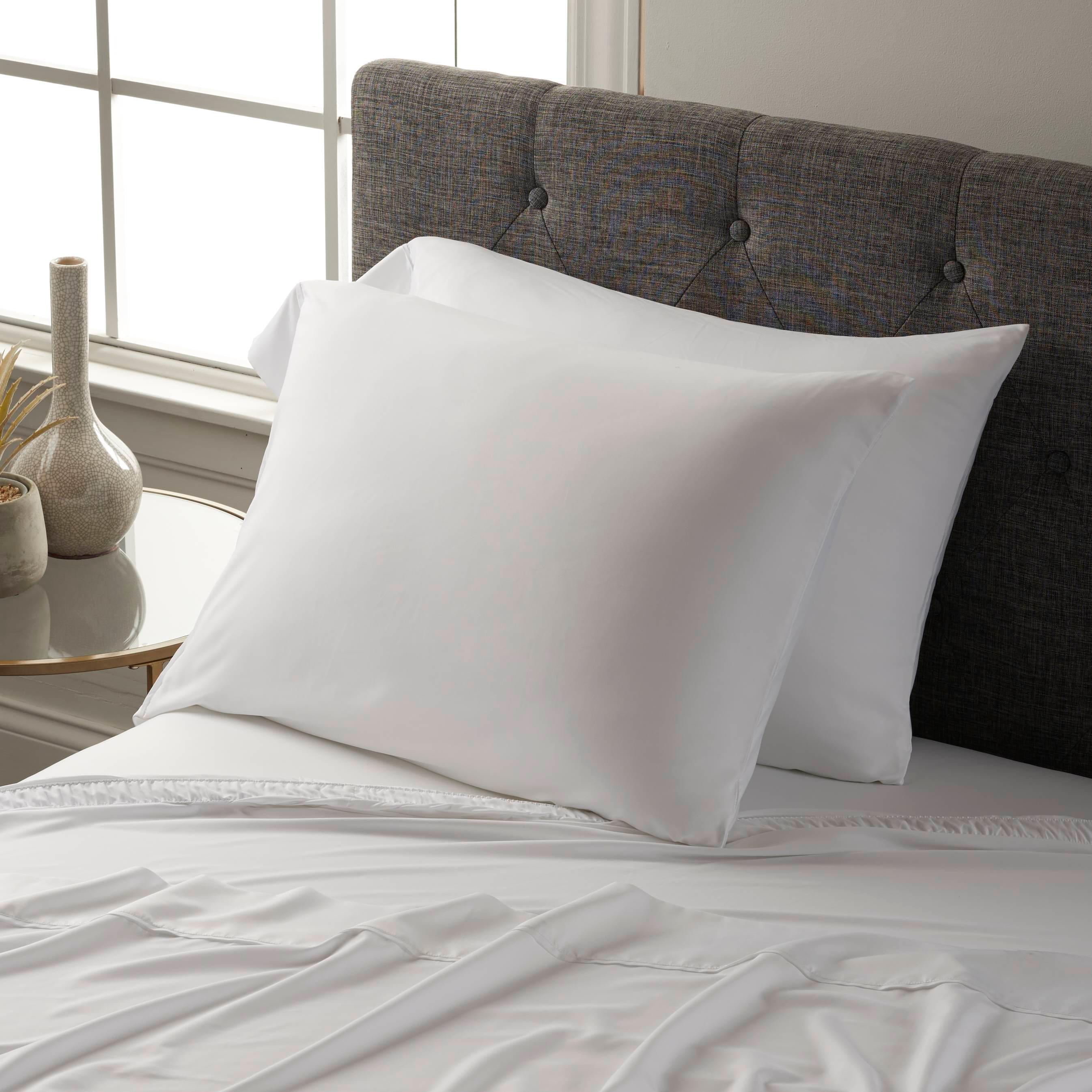 Classic White California King 7-Piece Polyester Bedding Set