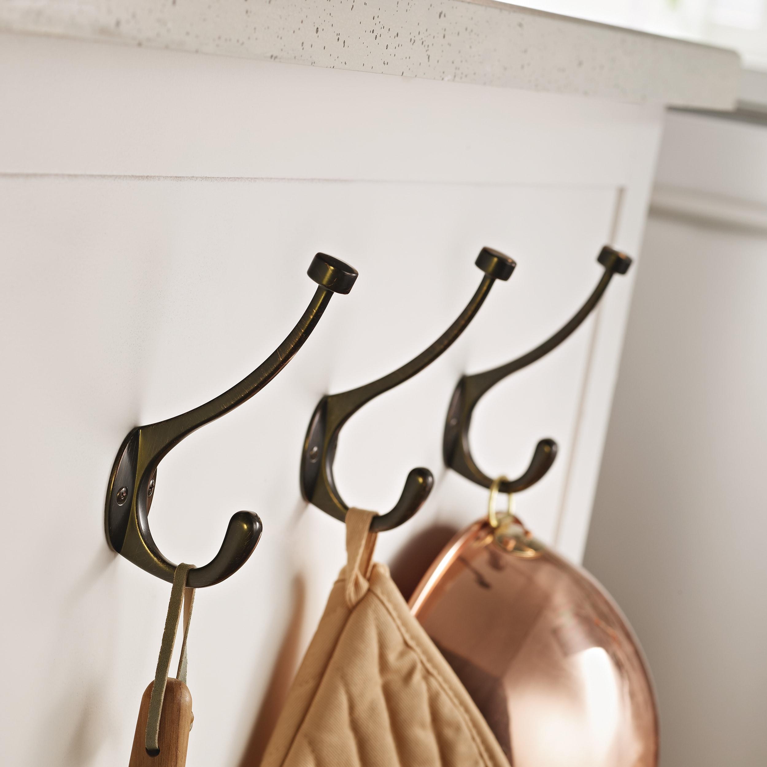 Decorative Wall Mounted Pilltop Hook