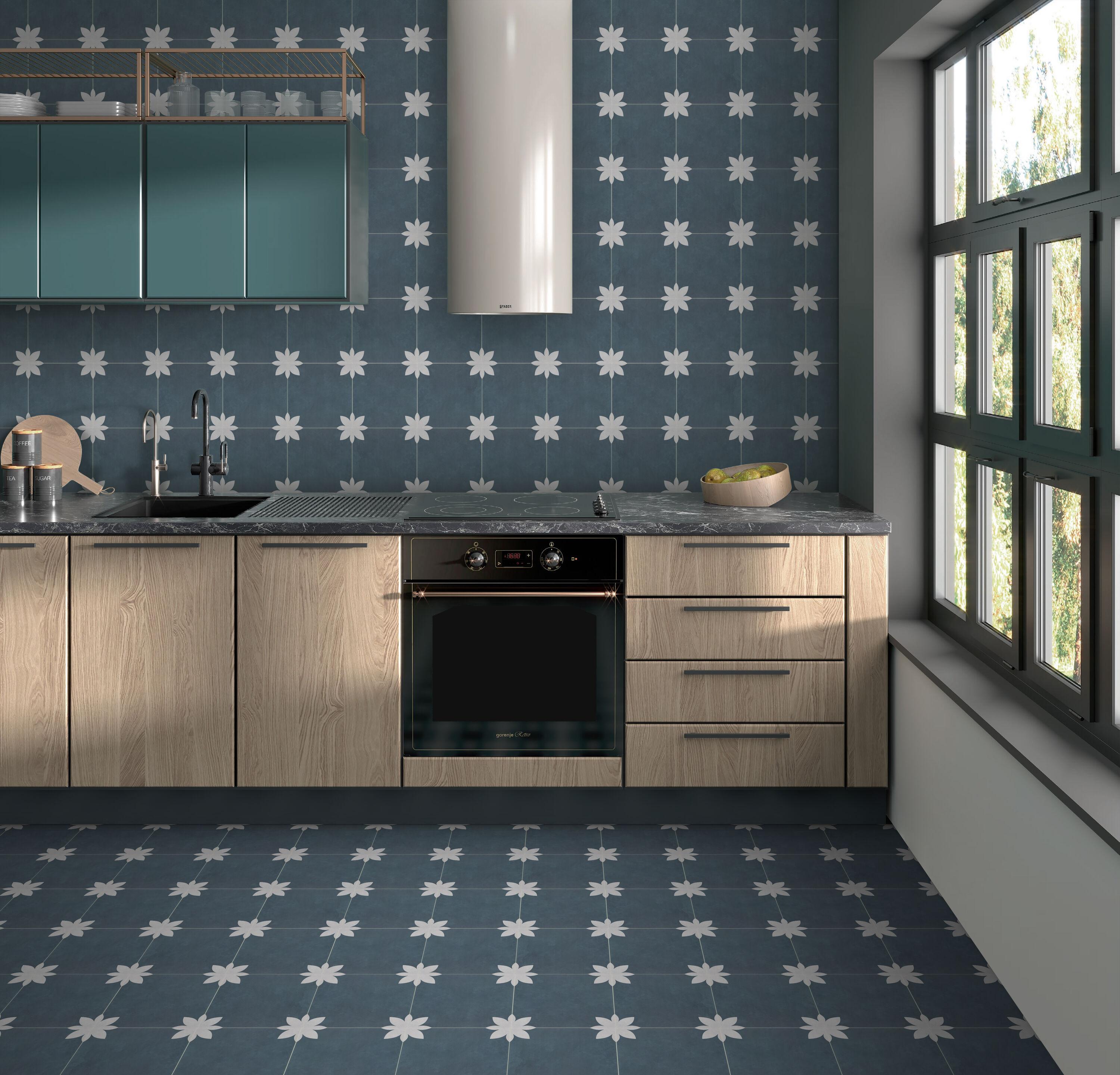 9'' x 9'' x 4mm SPC Peel & Stick Floor Tile Luxury Vinyl Flooring