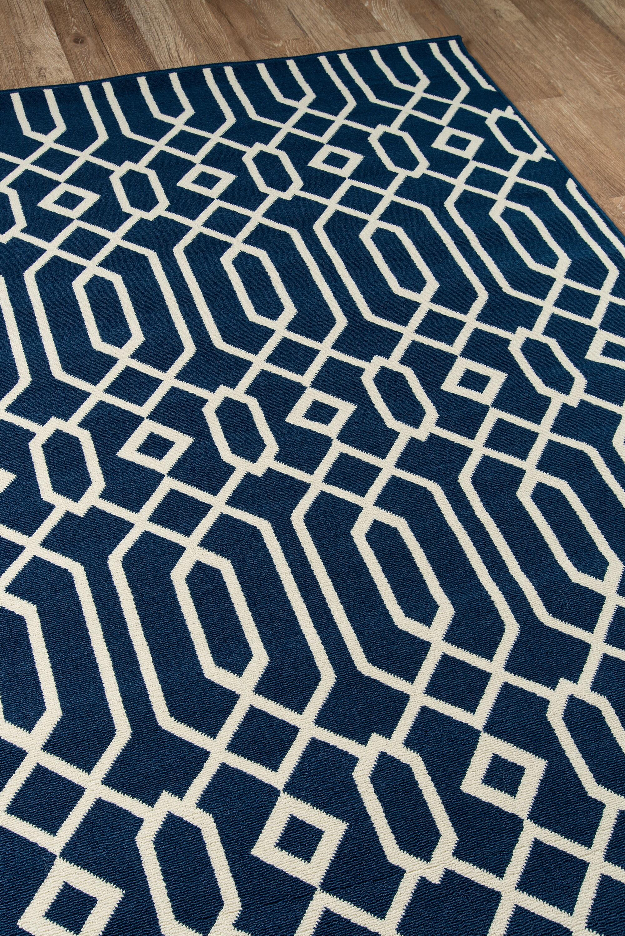 Indoor/Outdoor Lattice Rug