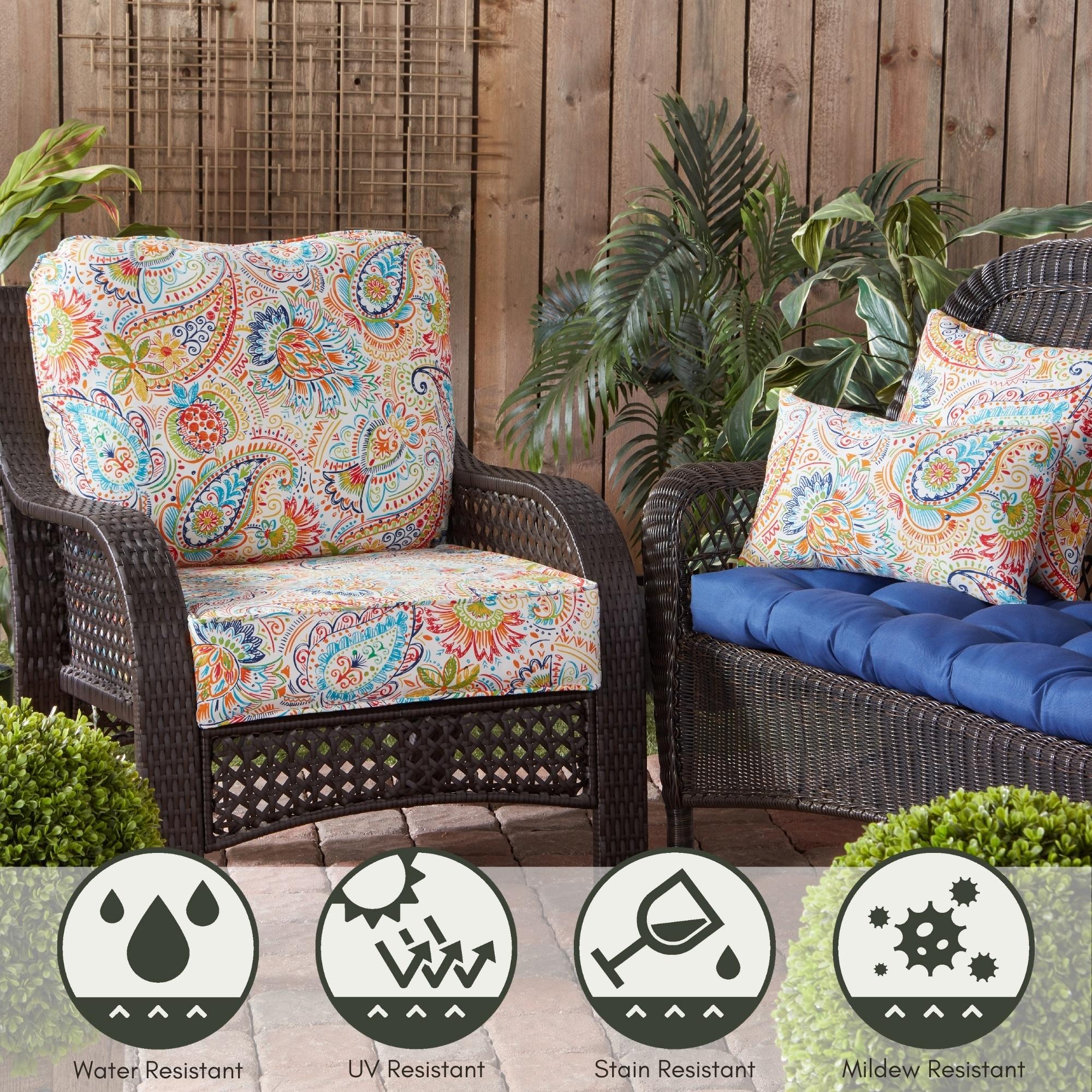 Indoor/Outdoor Reversible Throw Pillow