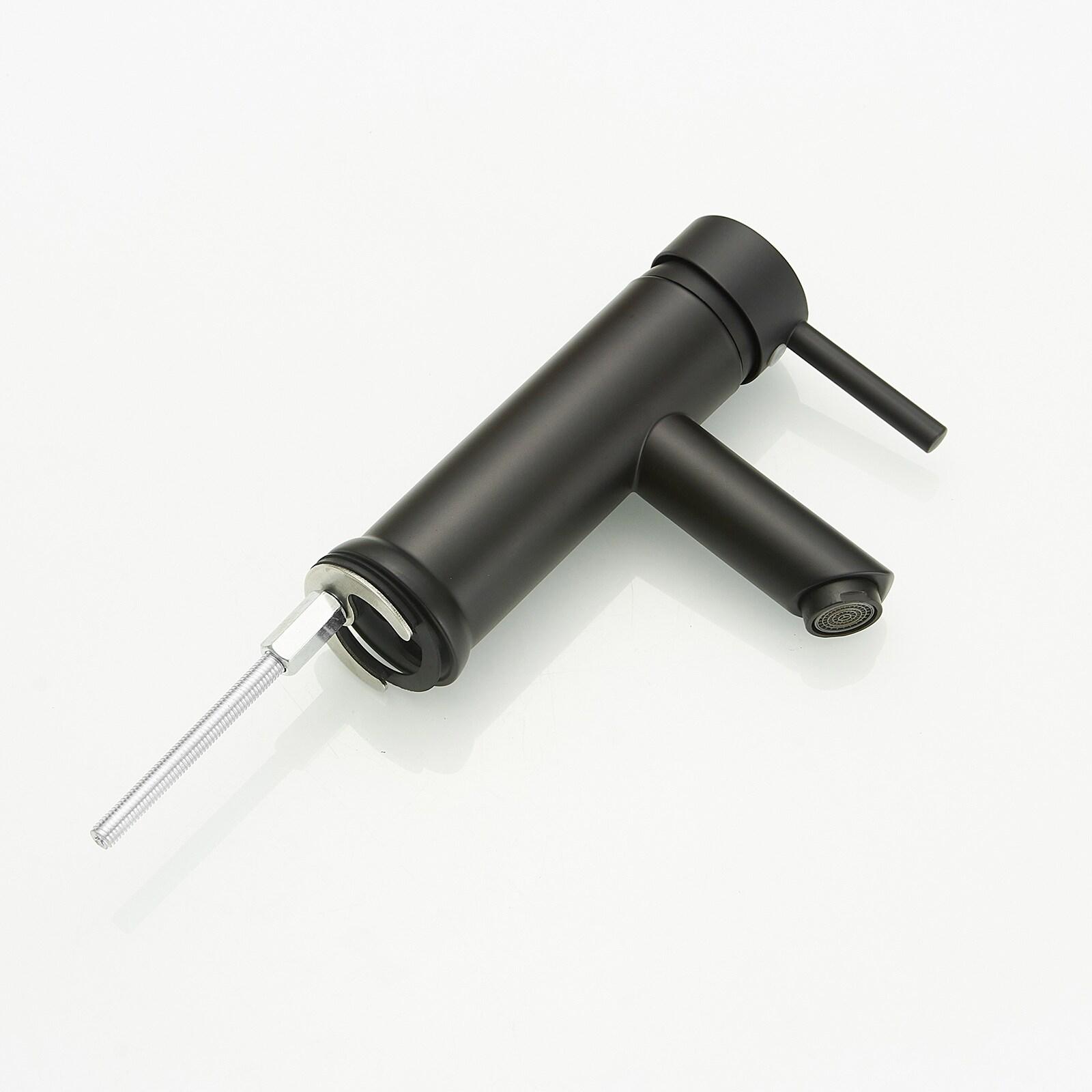 Single-Hole Single-handle Bathroom Faucet with Drain Assembly