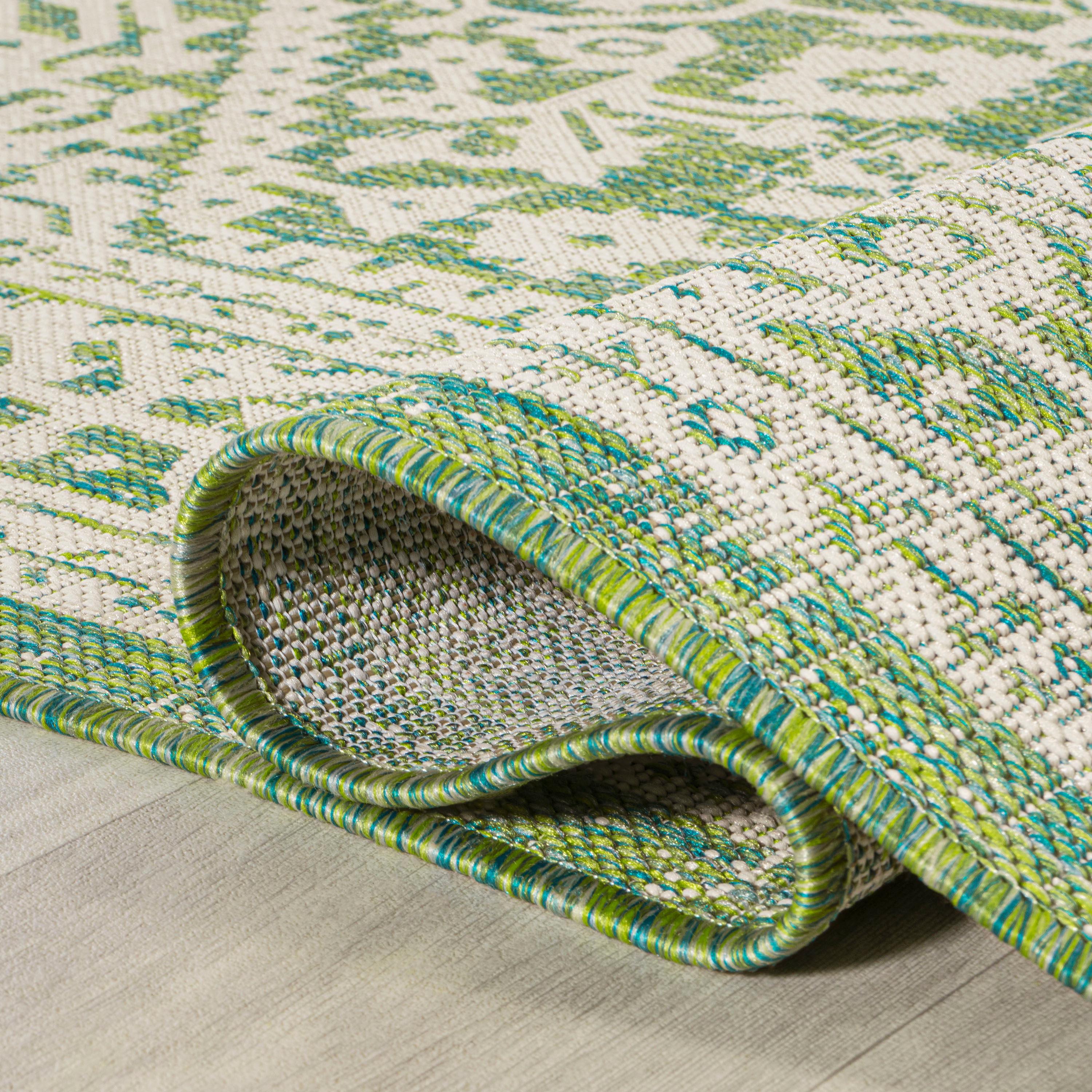 8' x 10' Sinjuri Medallion Textured Weave Indoor/Outdoor Area Rug, Cream/Green - JONATHAN Y