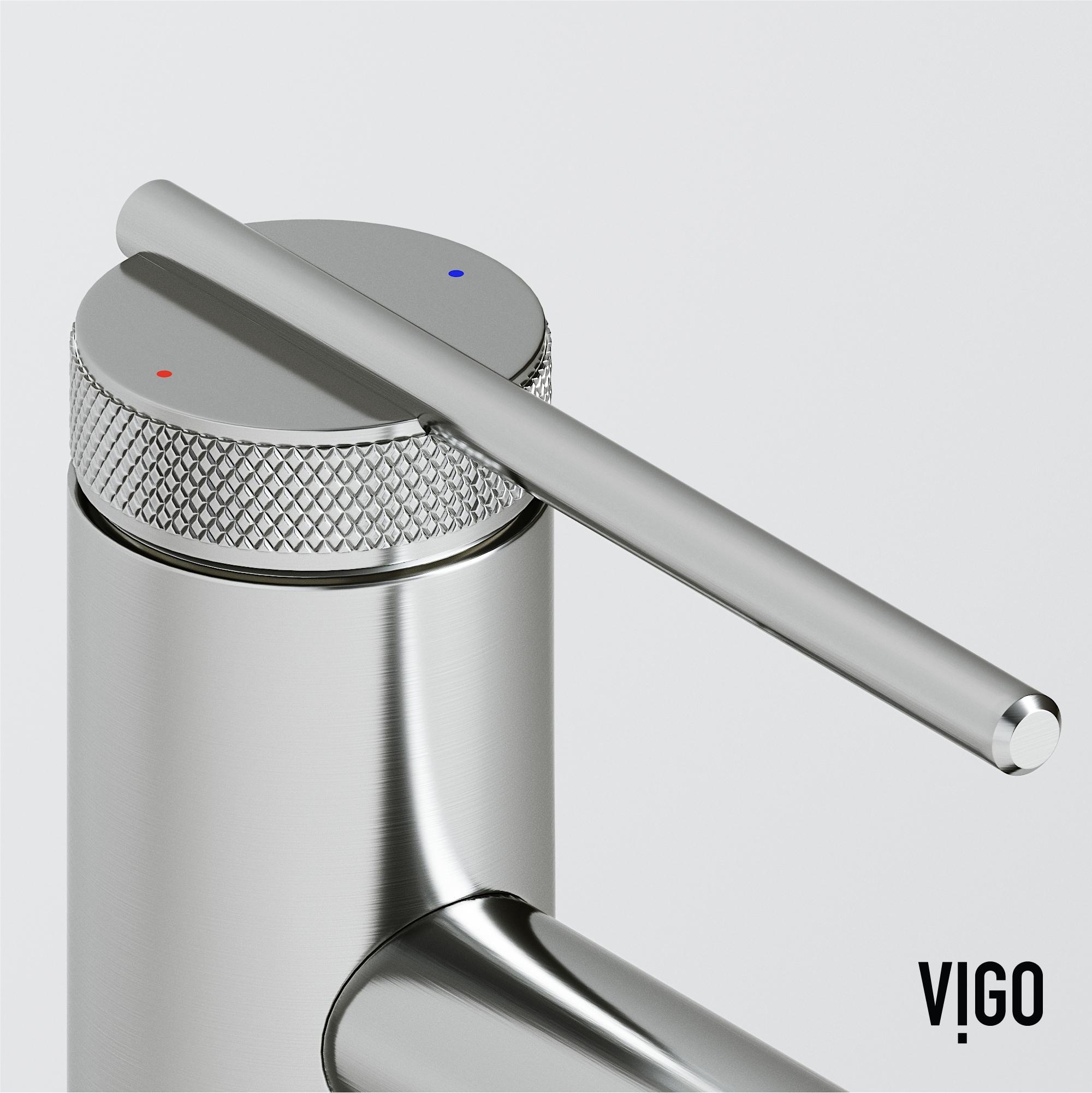 Sterling Single Handle Single-Hole Bathroom Faucet Set with Deck Plate