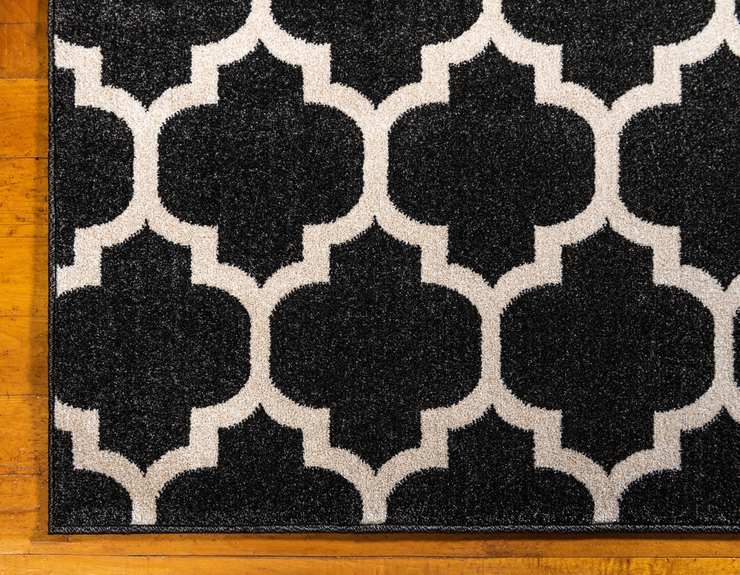 Unique Loom Trellis Collection Area Rug - Philadelphia (6' 1" x 9' Rectangle Black/Beige)