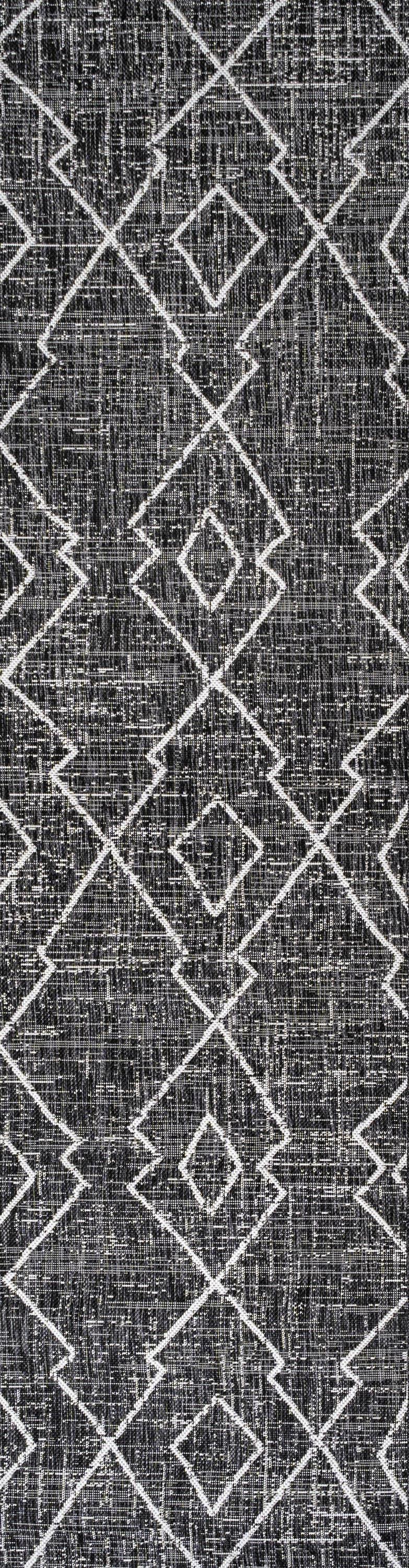 2'x10' Carwa  Diamond Trellis Indoor/Outdoor Runner Rug, Black/Ivory - JONATHAN Y
